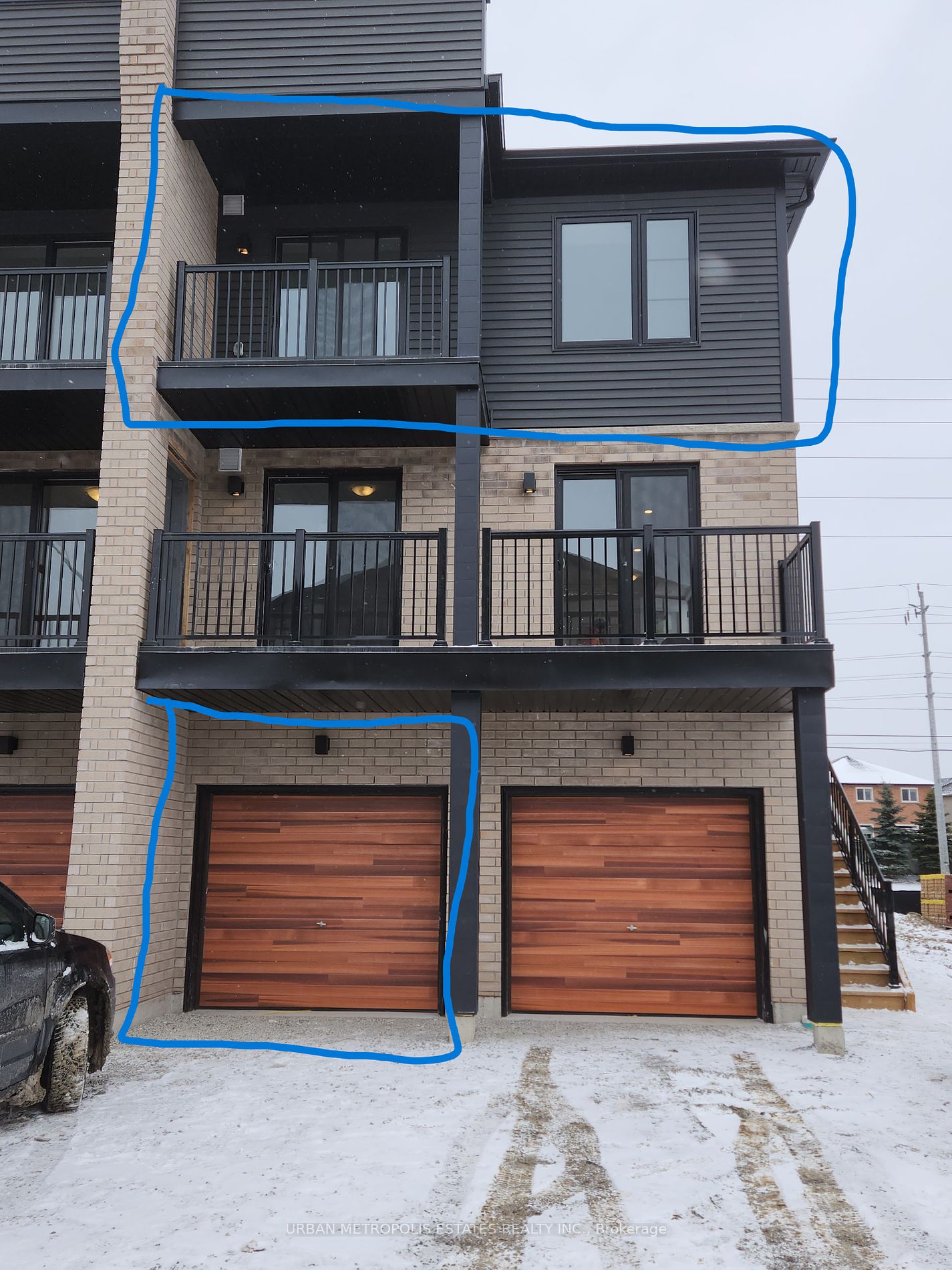 53 Pumpkin Corner Crescent, #Unit #4