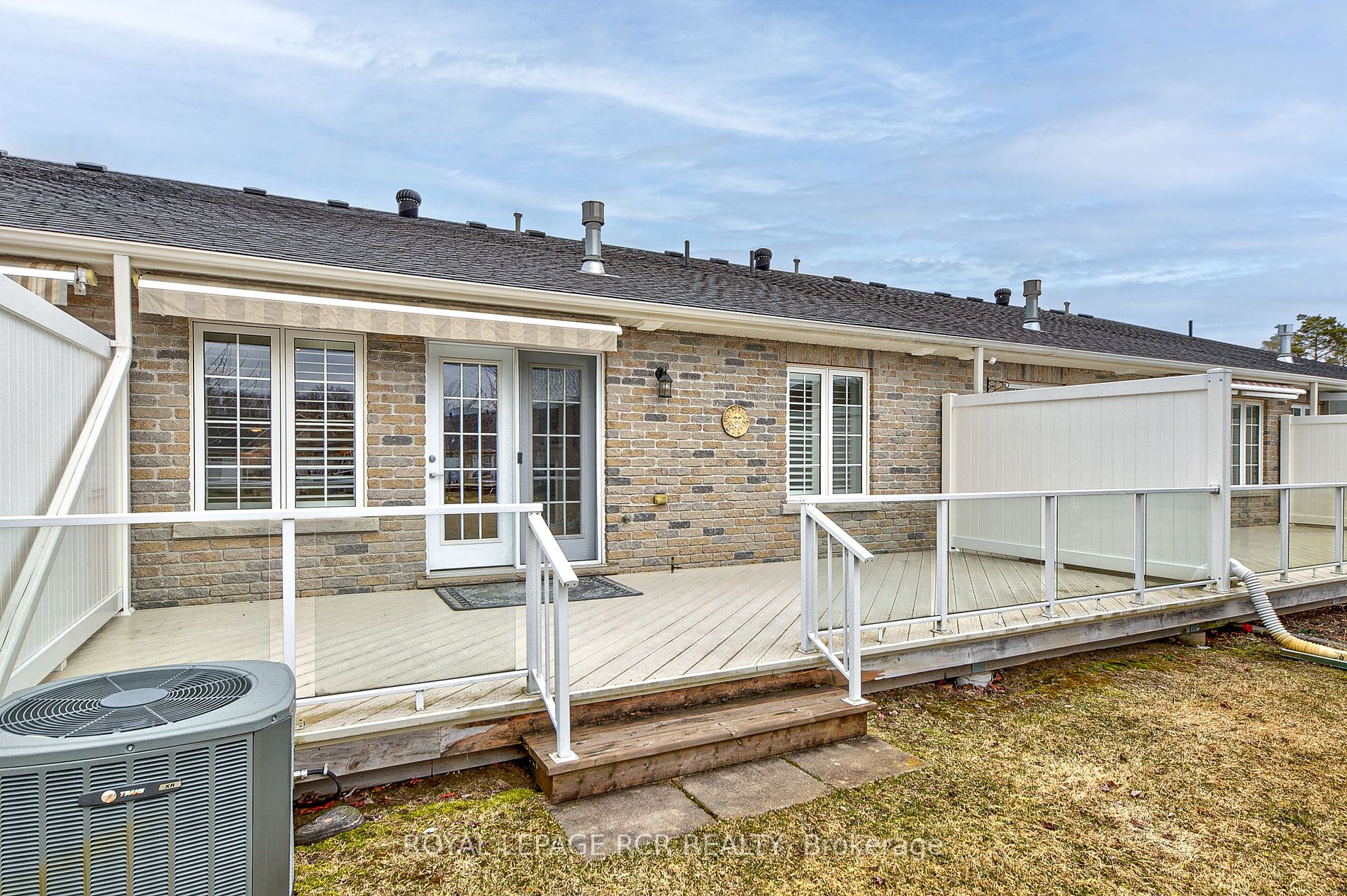 82 Greenway Drive