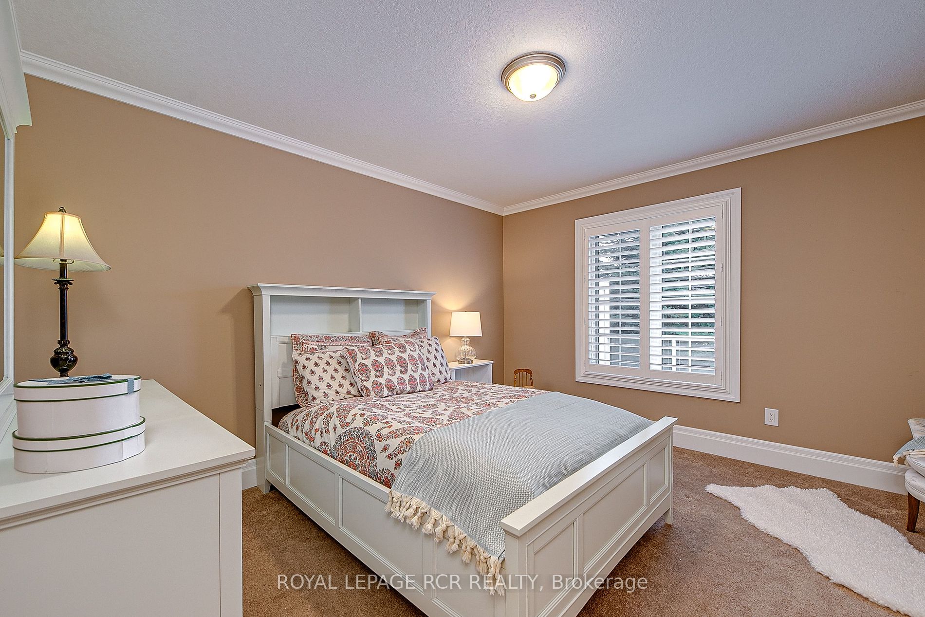 82 Greenway Drive