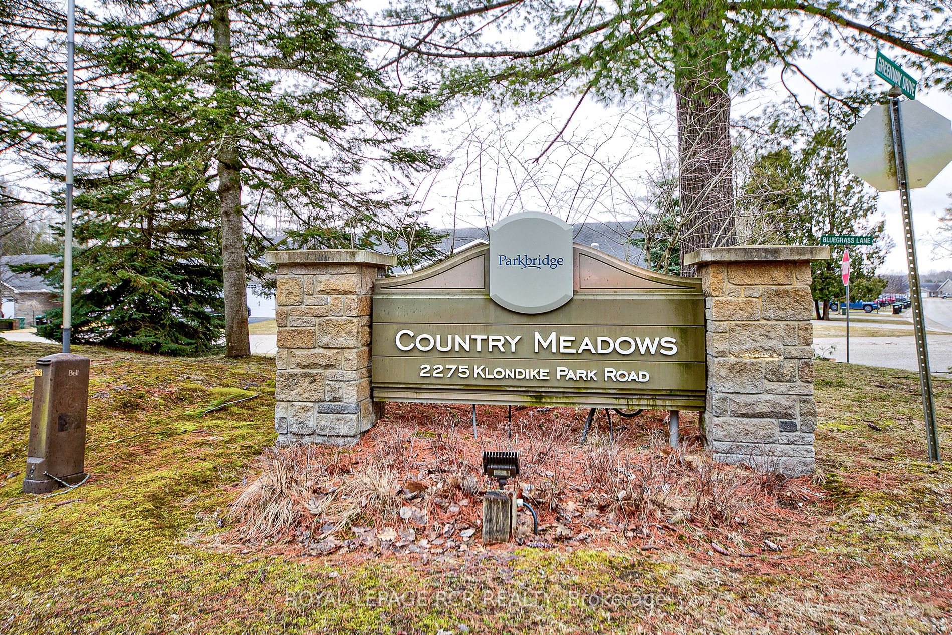 82 Greenway Drive