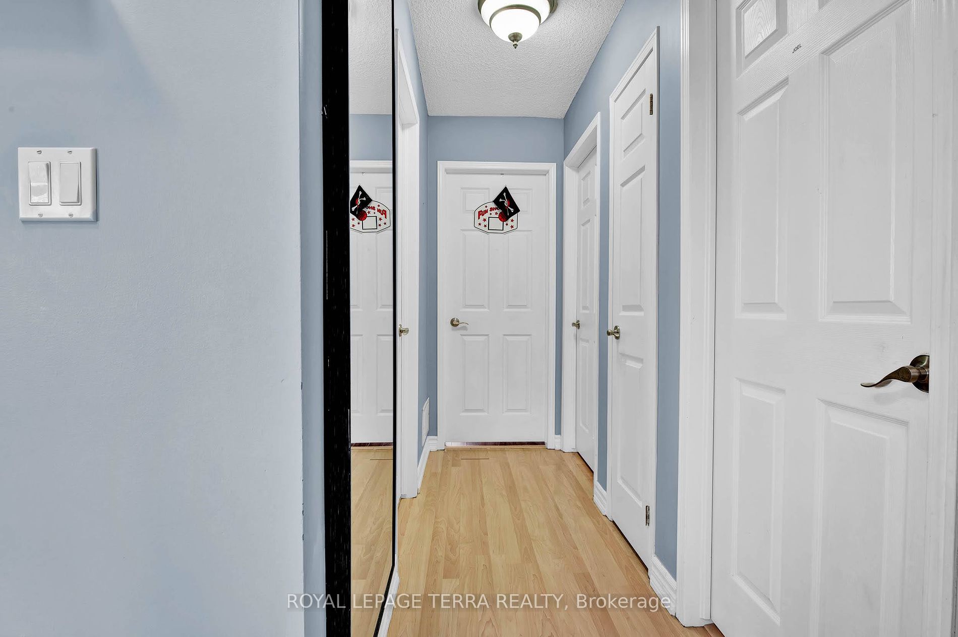 9 Waddington Crescent
