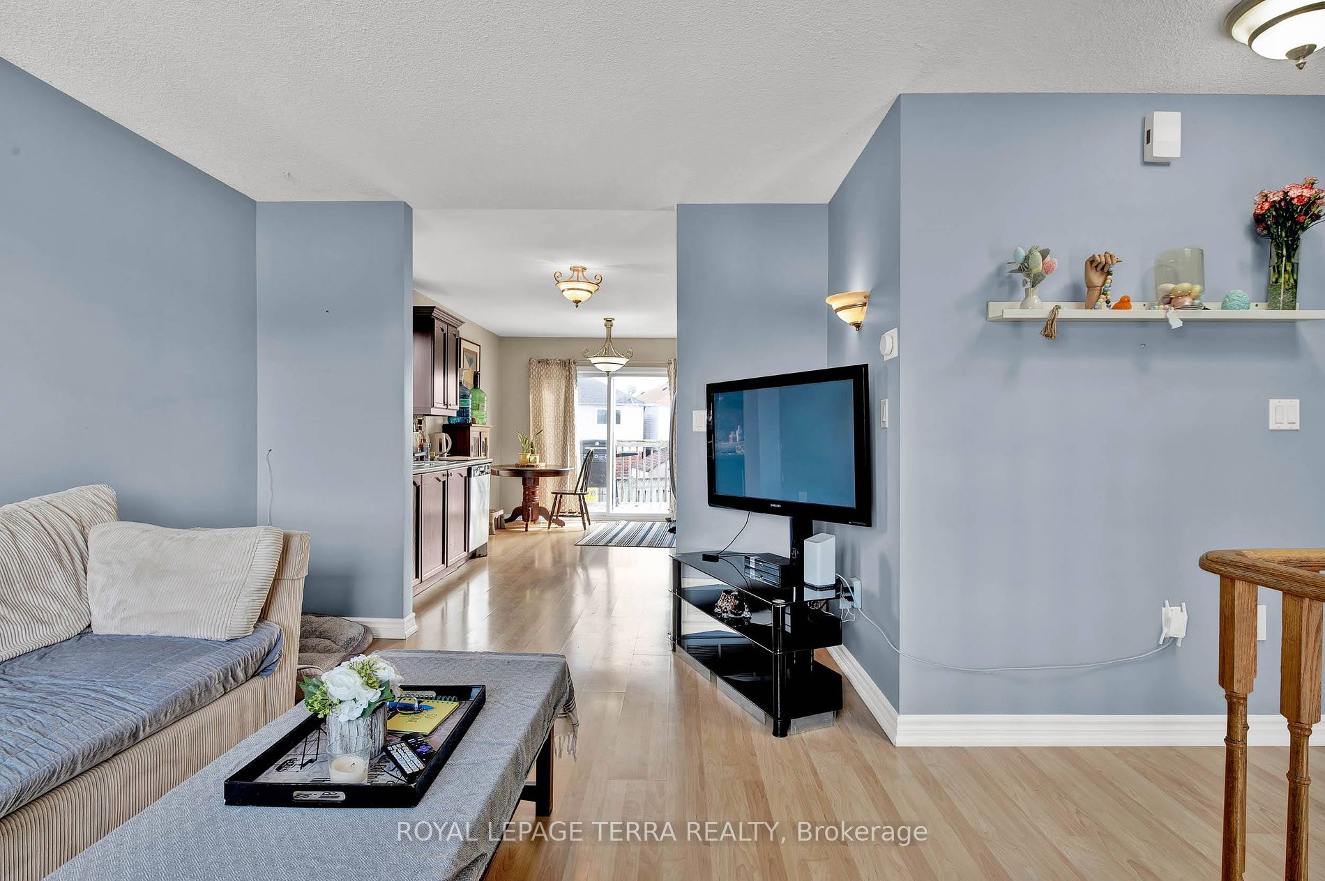9 Waddington Crescent