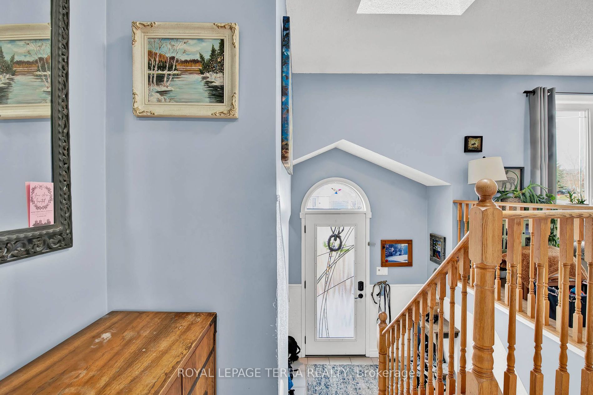 9 Waddington Crescent