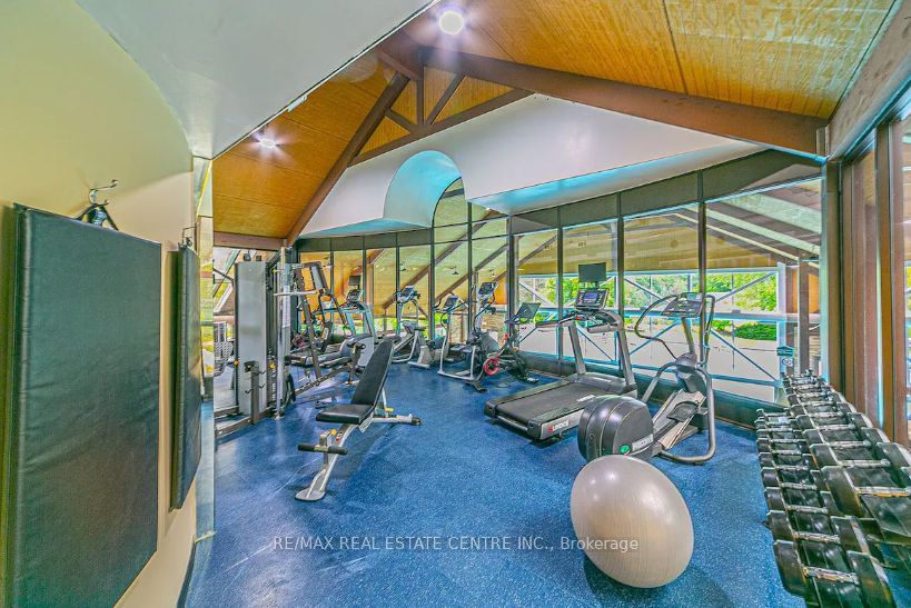90 Highland Dr, #2072