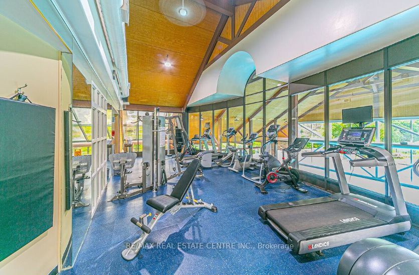 90 Highland Dr, #2072