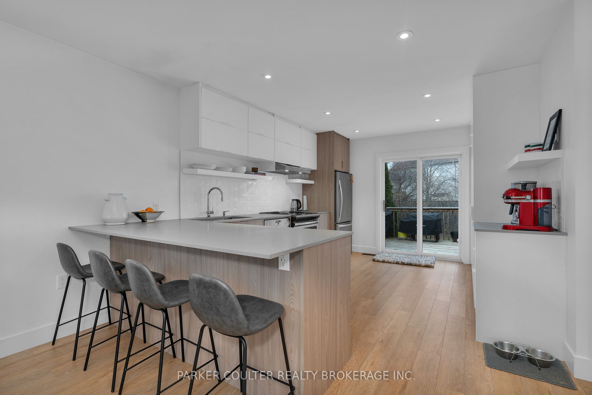 90 Larkin Drive