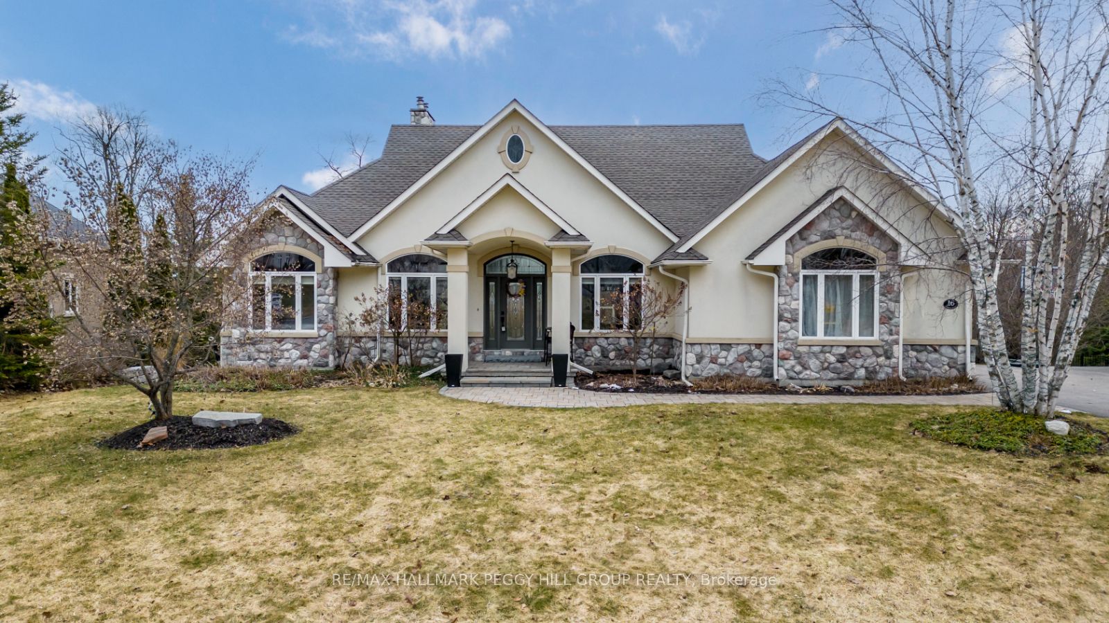 16 Bridle Trail