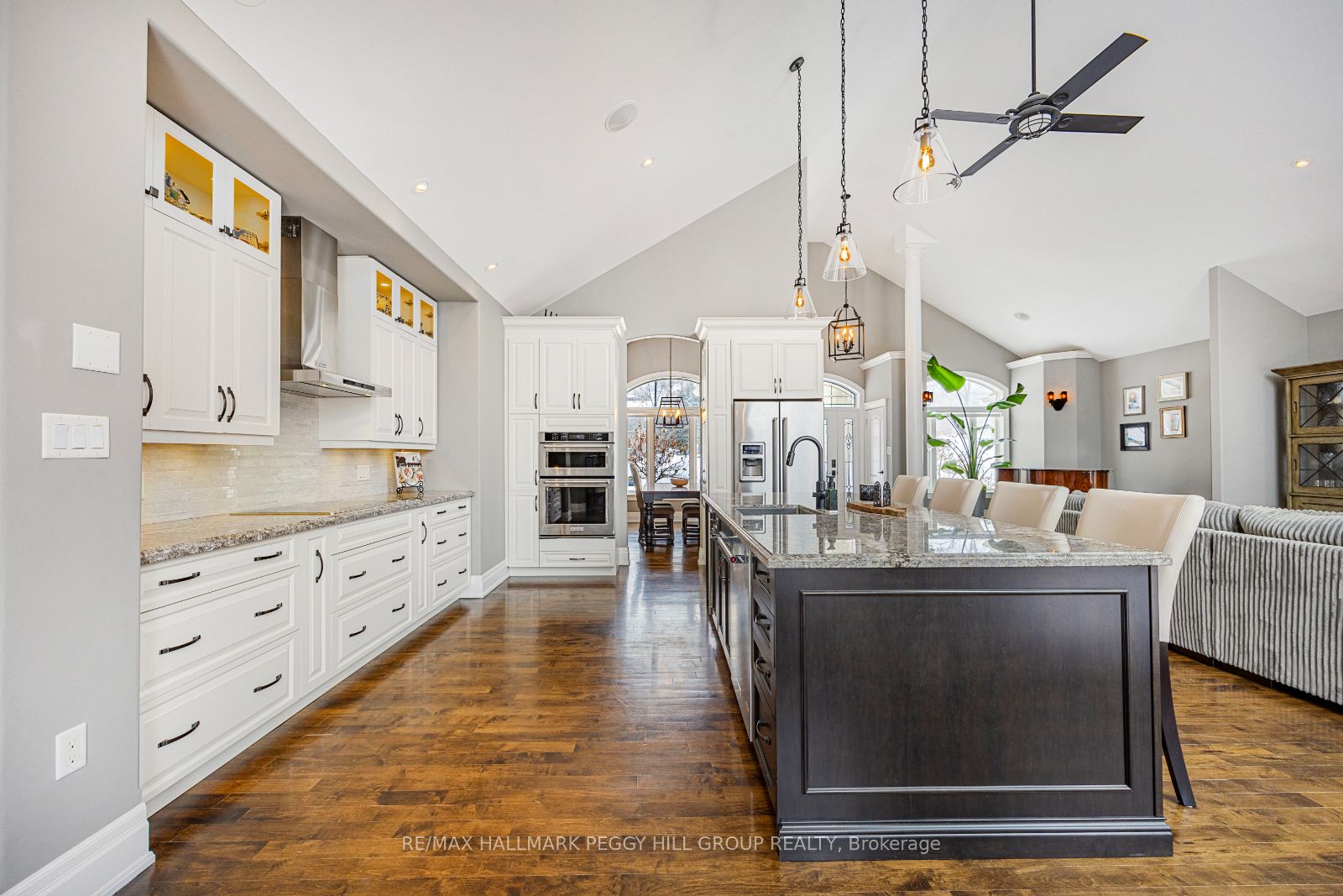 16 Bridle Trail