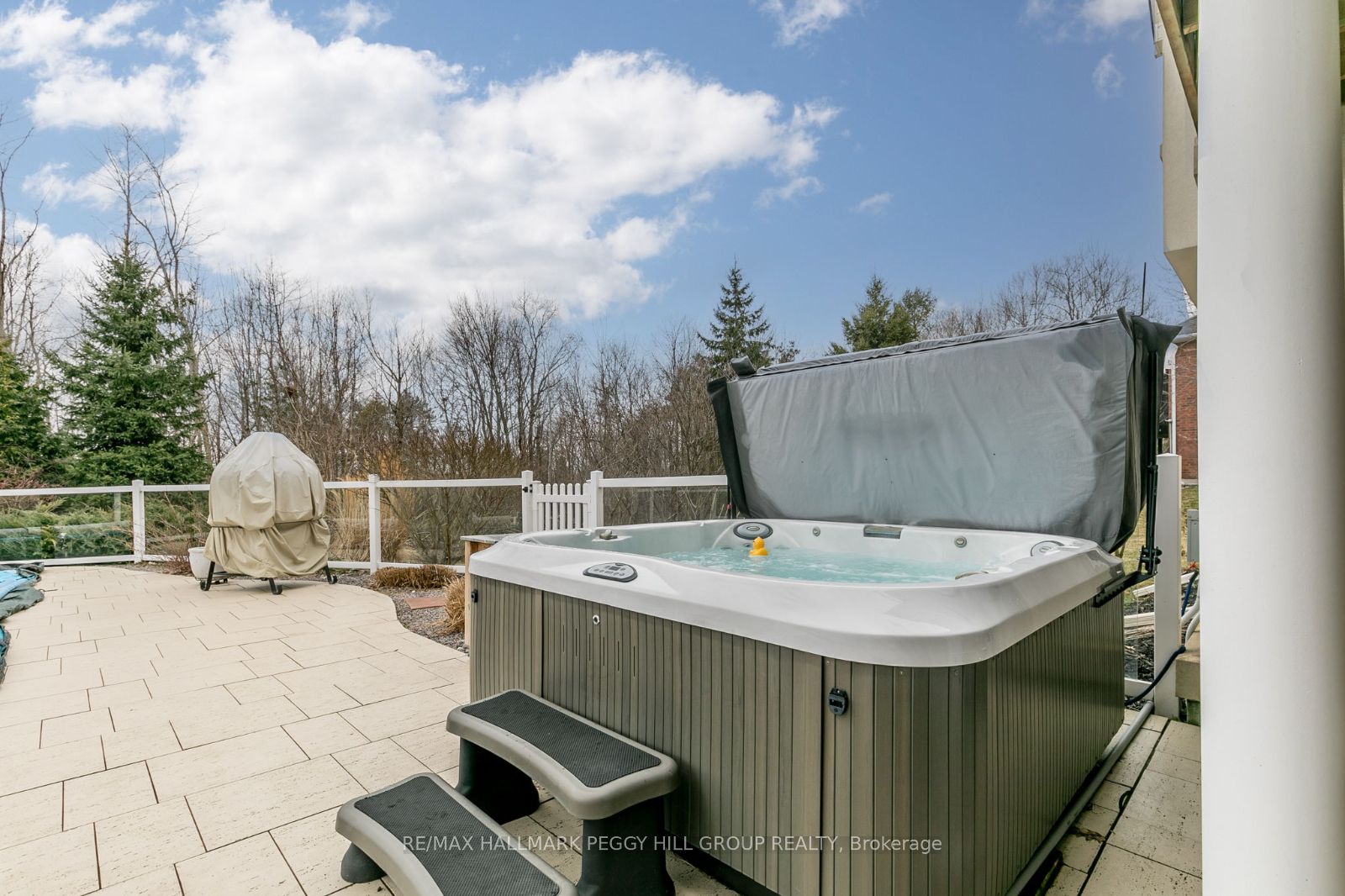 16 Bridle Trail