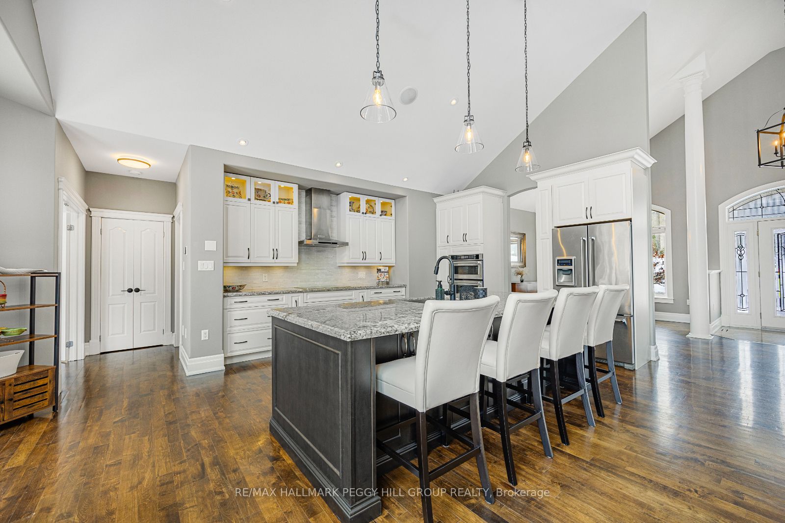 16 Bridle Trail