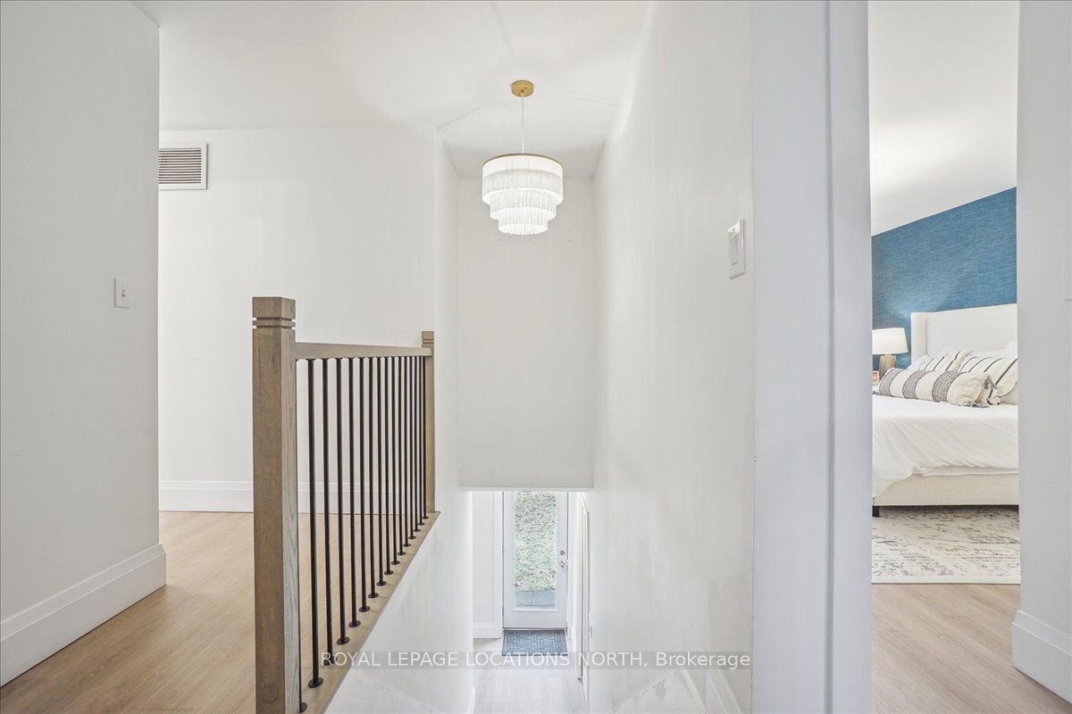 64 48th Street N
