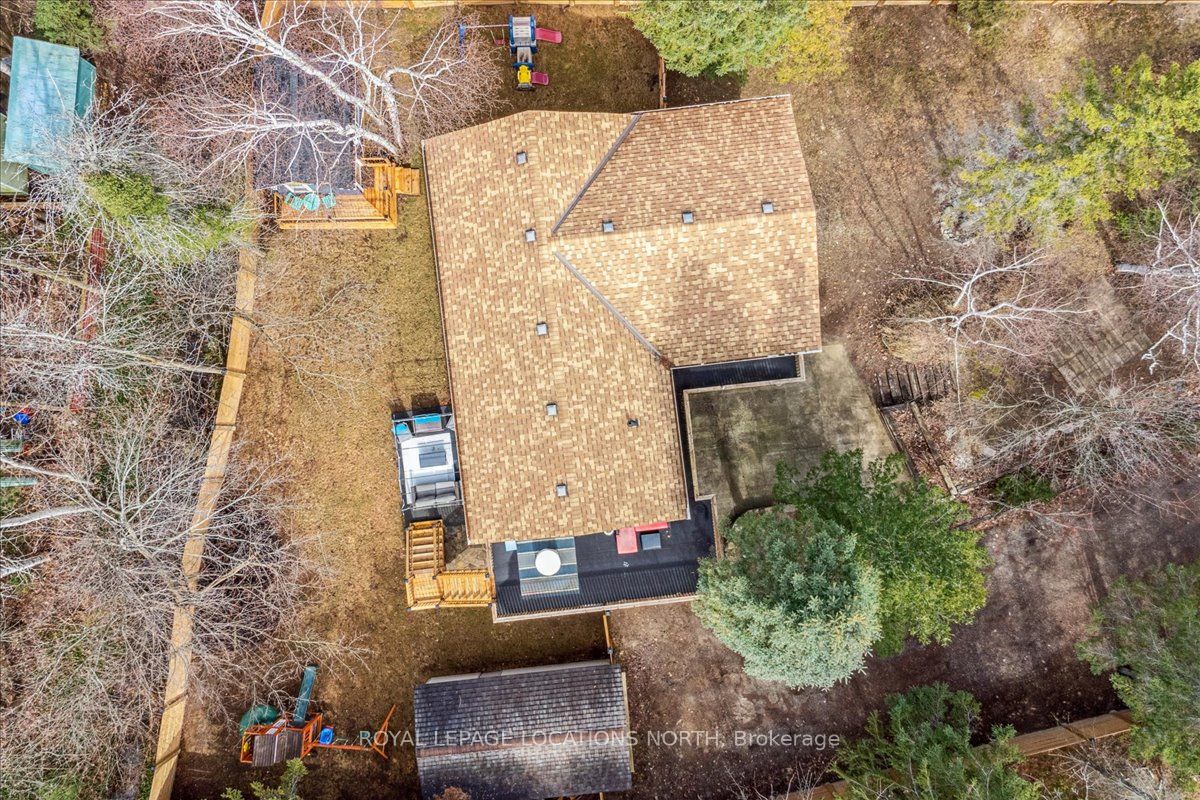 64 48th Street N