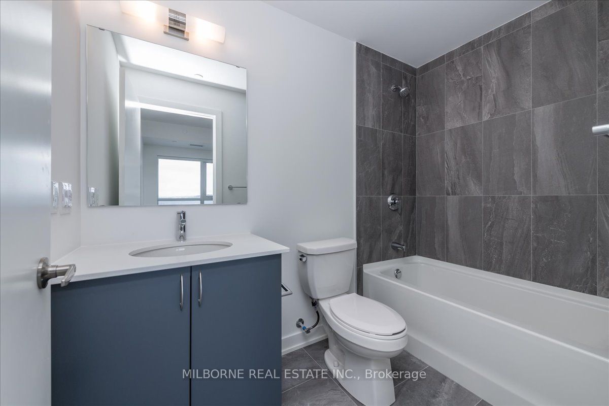 56 Lakeside Terr, #609
