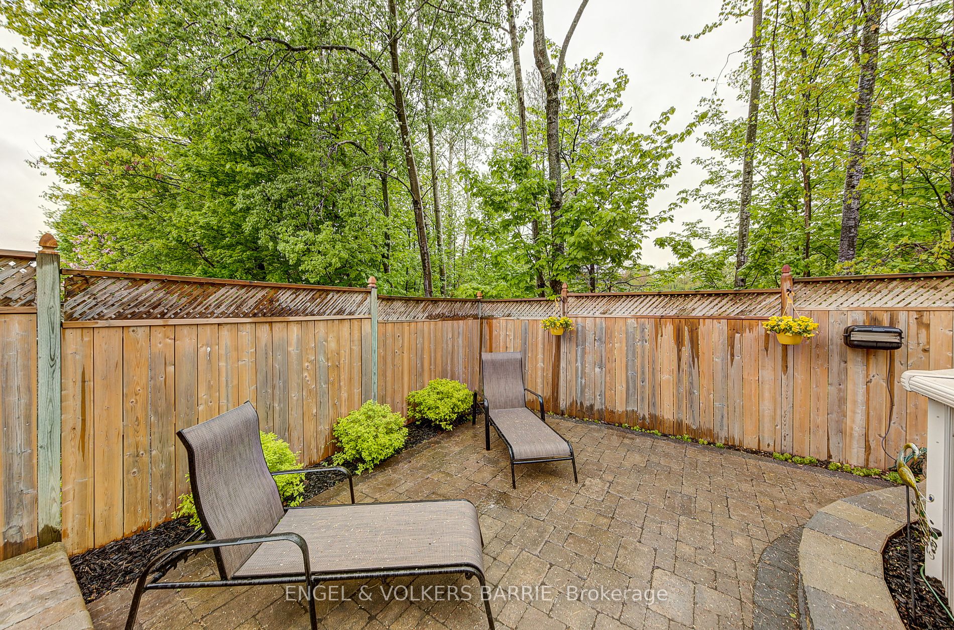95 Nicholson Drive