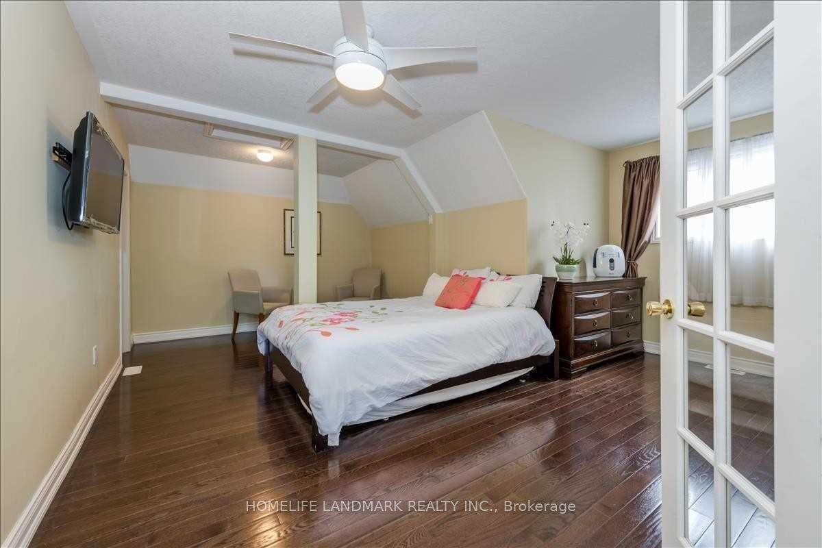 5 Invermara Court, #33