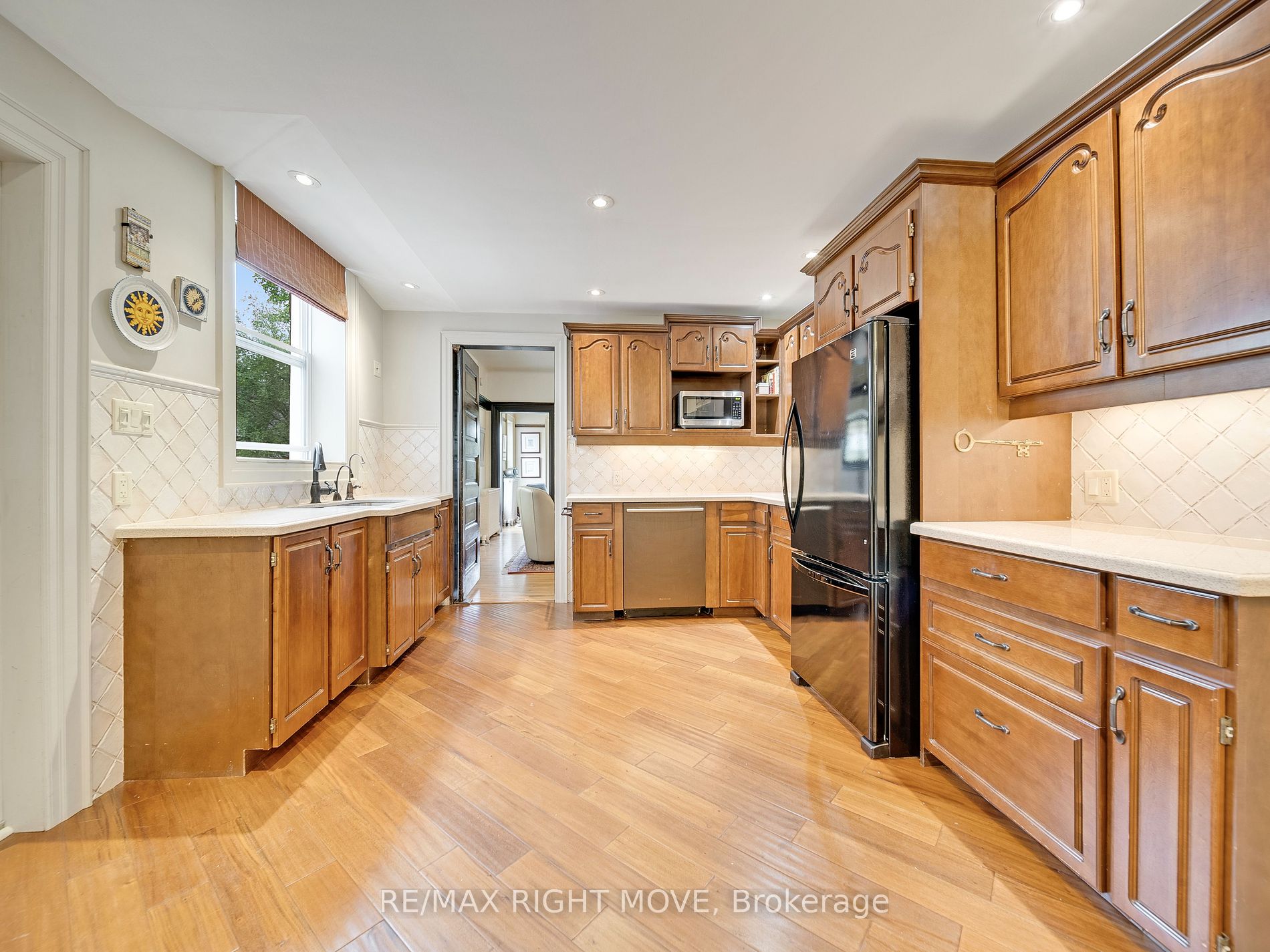 68 Tecumseth St