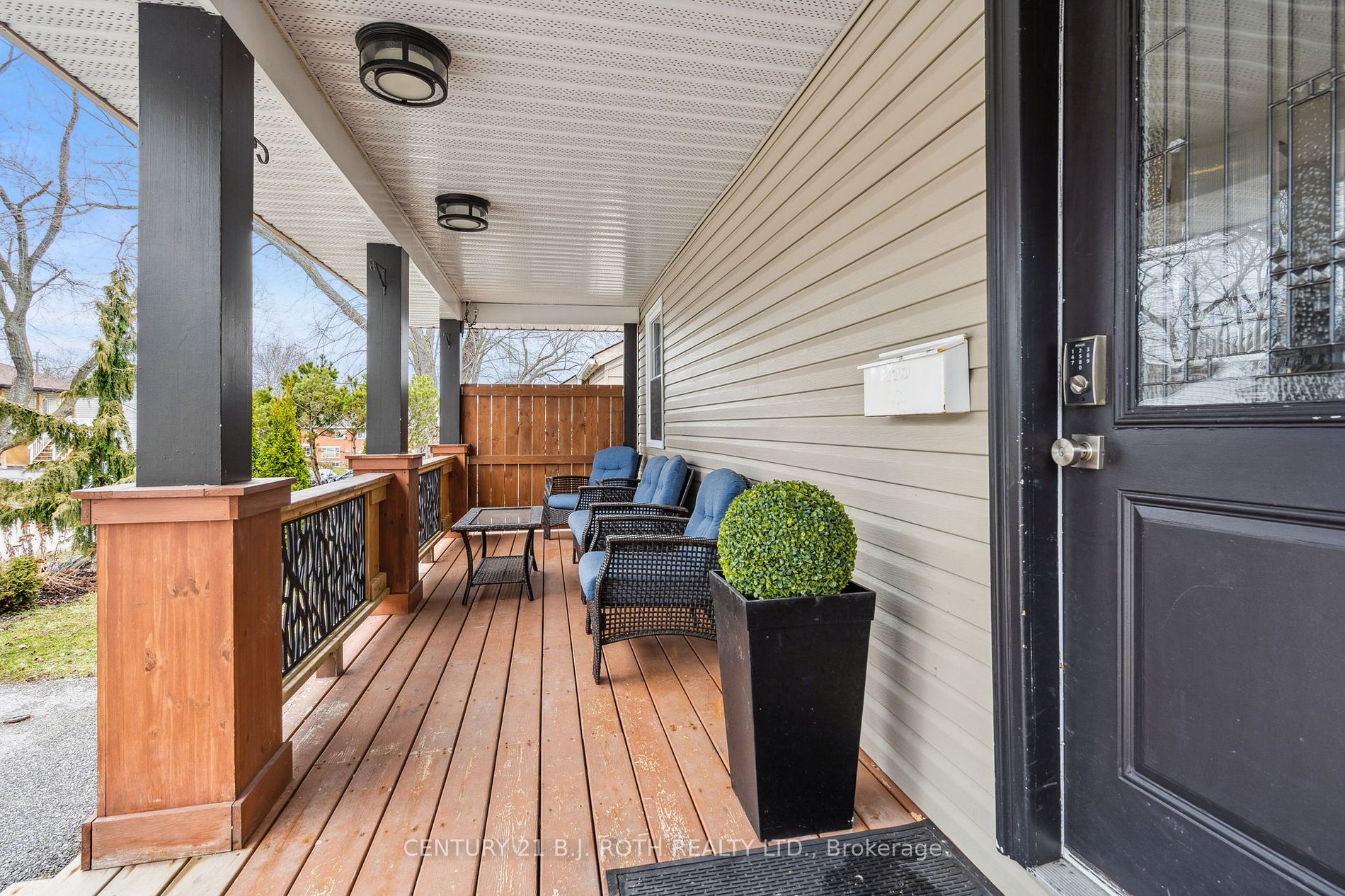 14 Argyle Ave