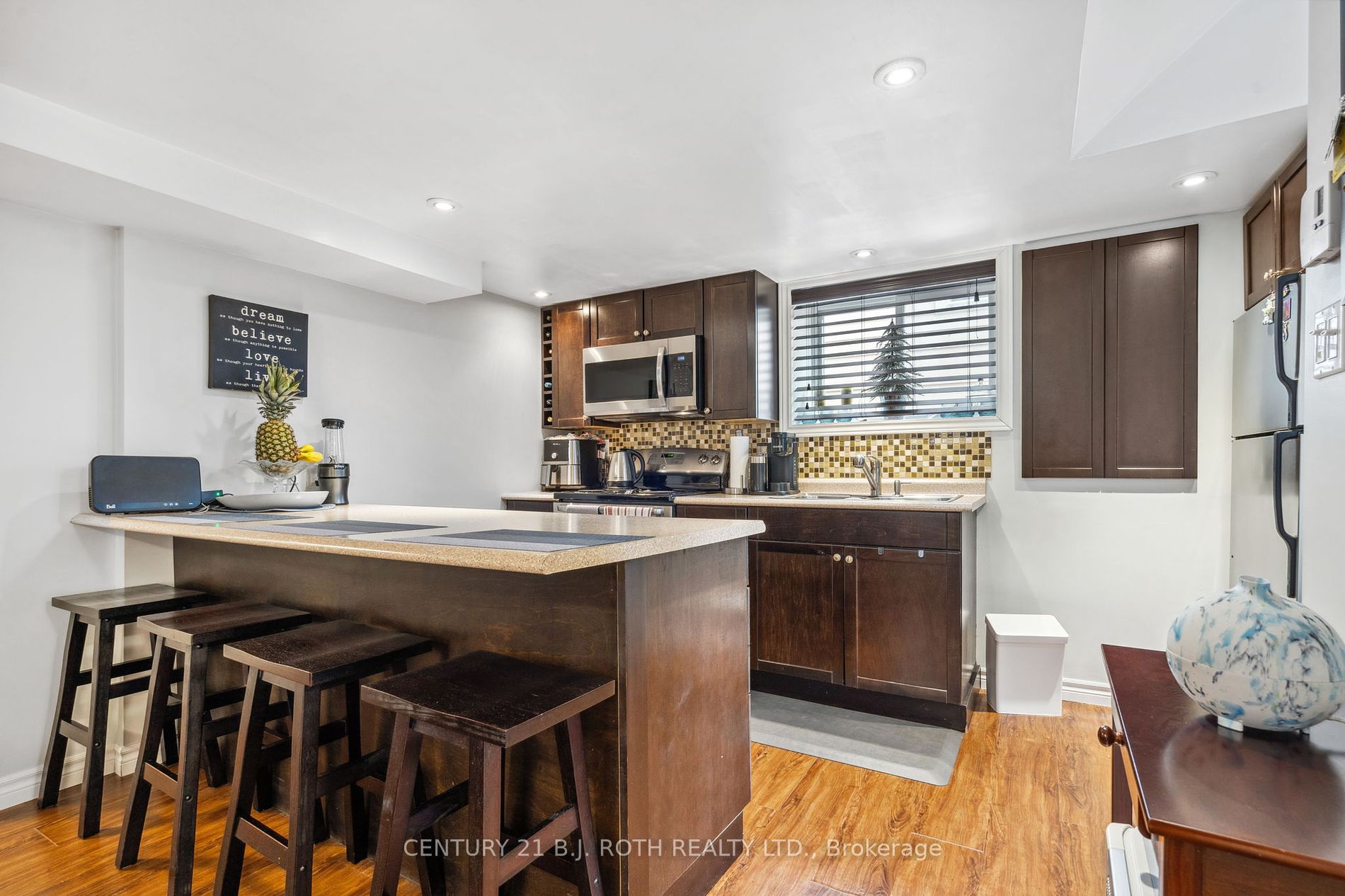 14 Argyle Ave