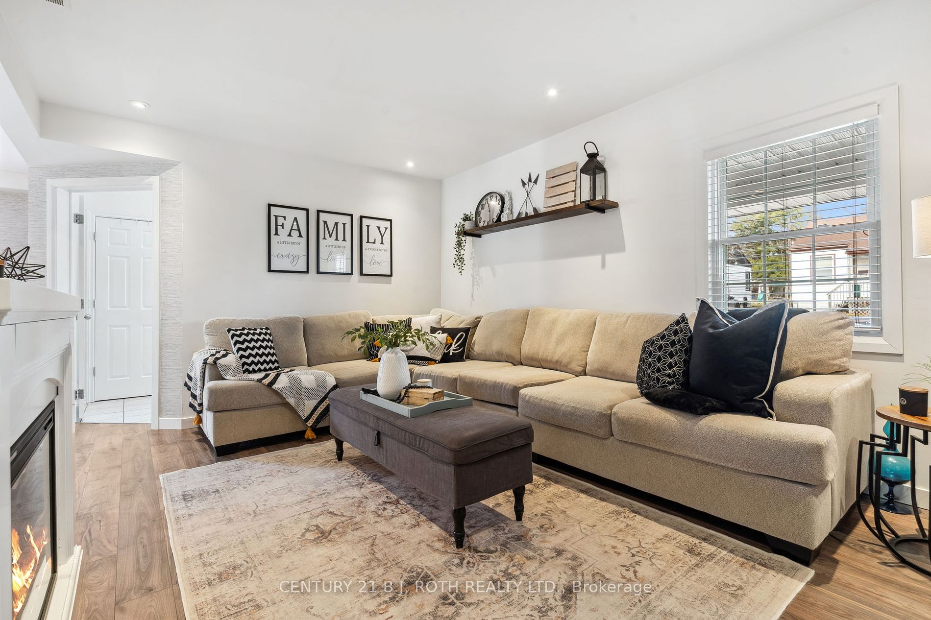 14 Argyle Ave
