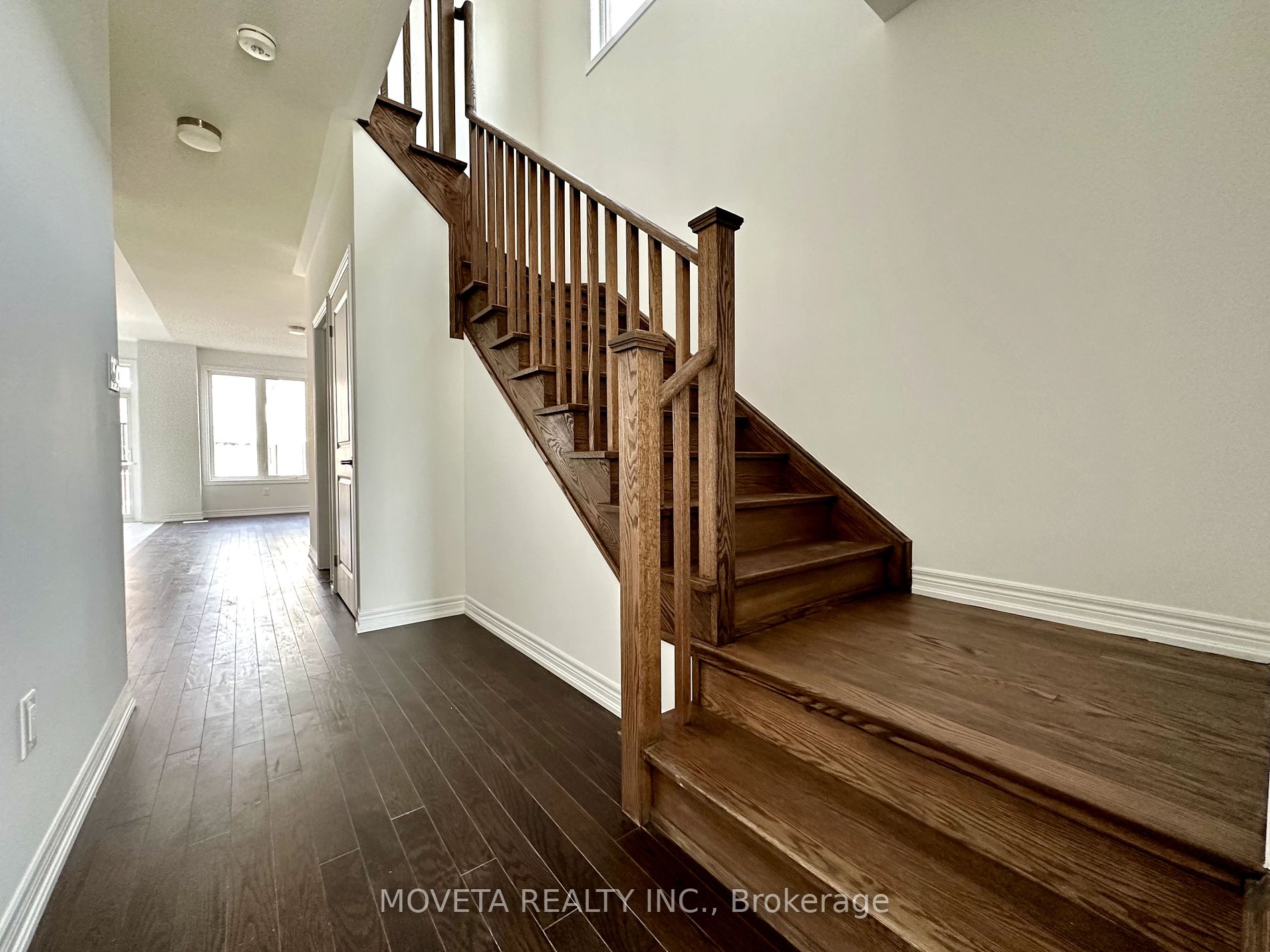 73 Milady Crescent