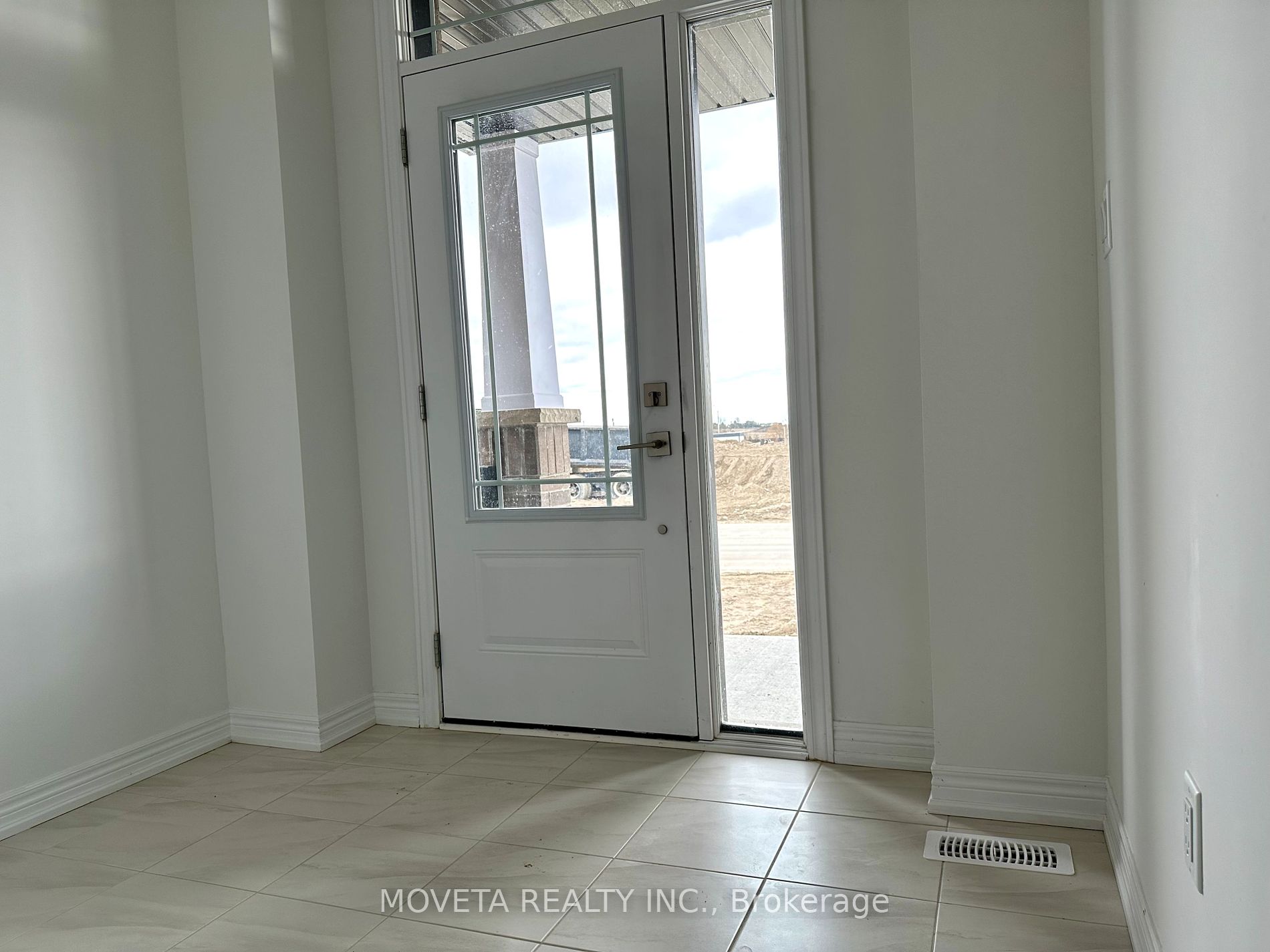 73 Milady Crescent