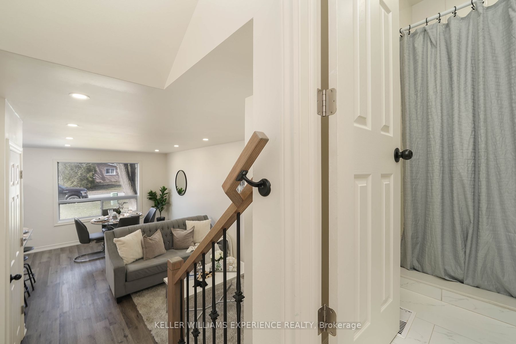 31 Heath St