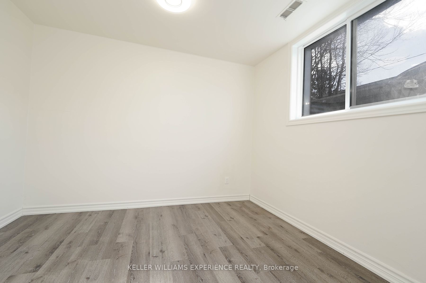 31 Heath St