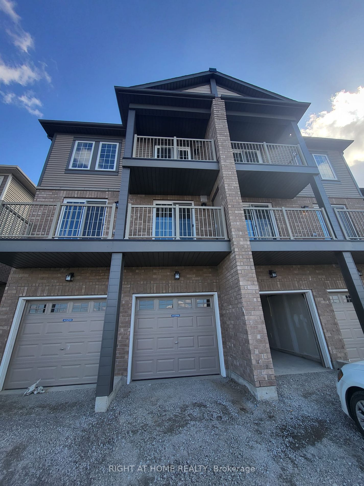 11 Tobias Lane, #3