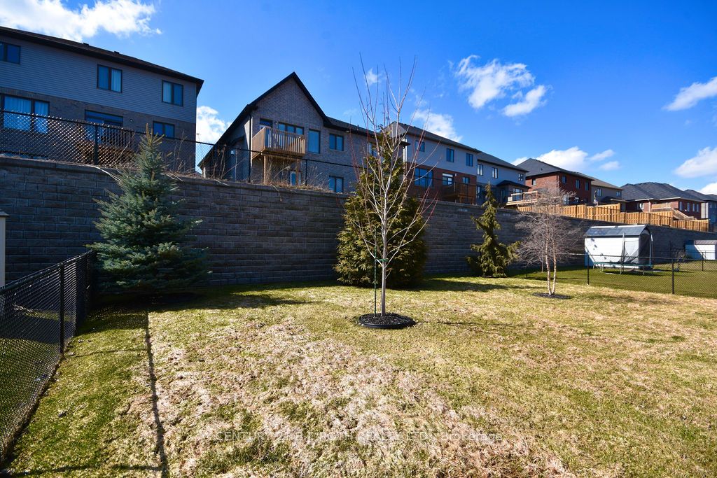 3124 Emperor Dr