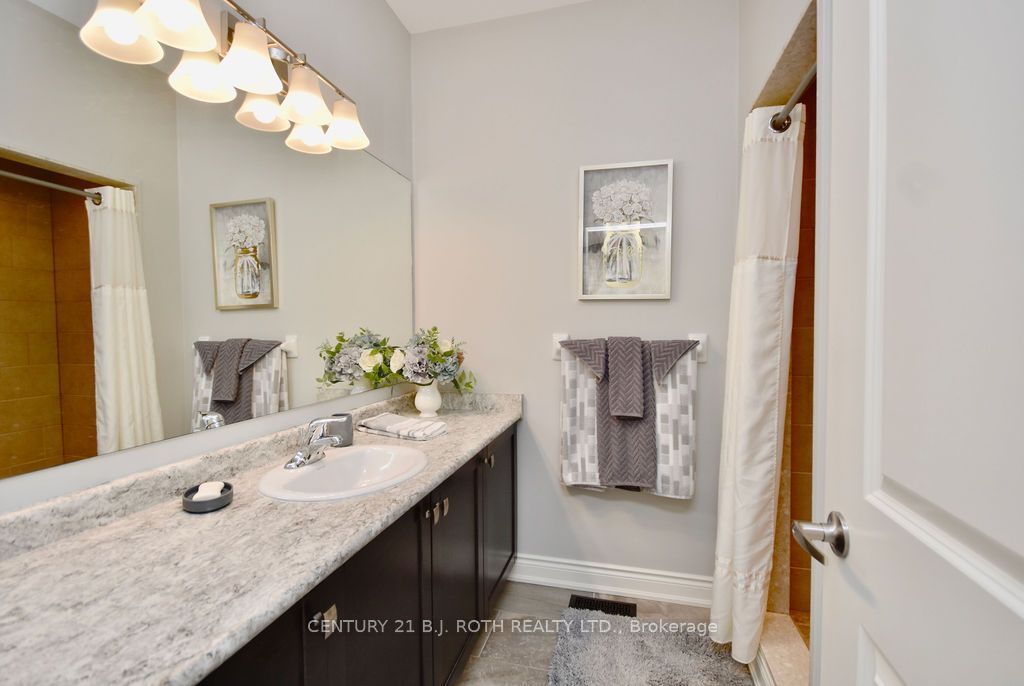 3124 Emperor Dr