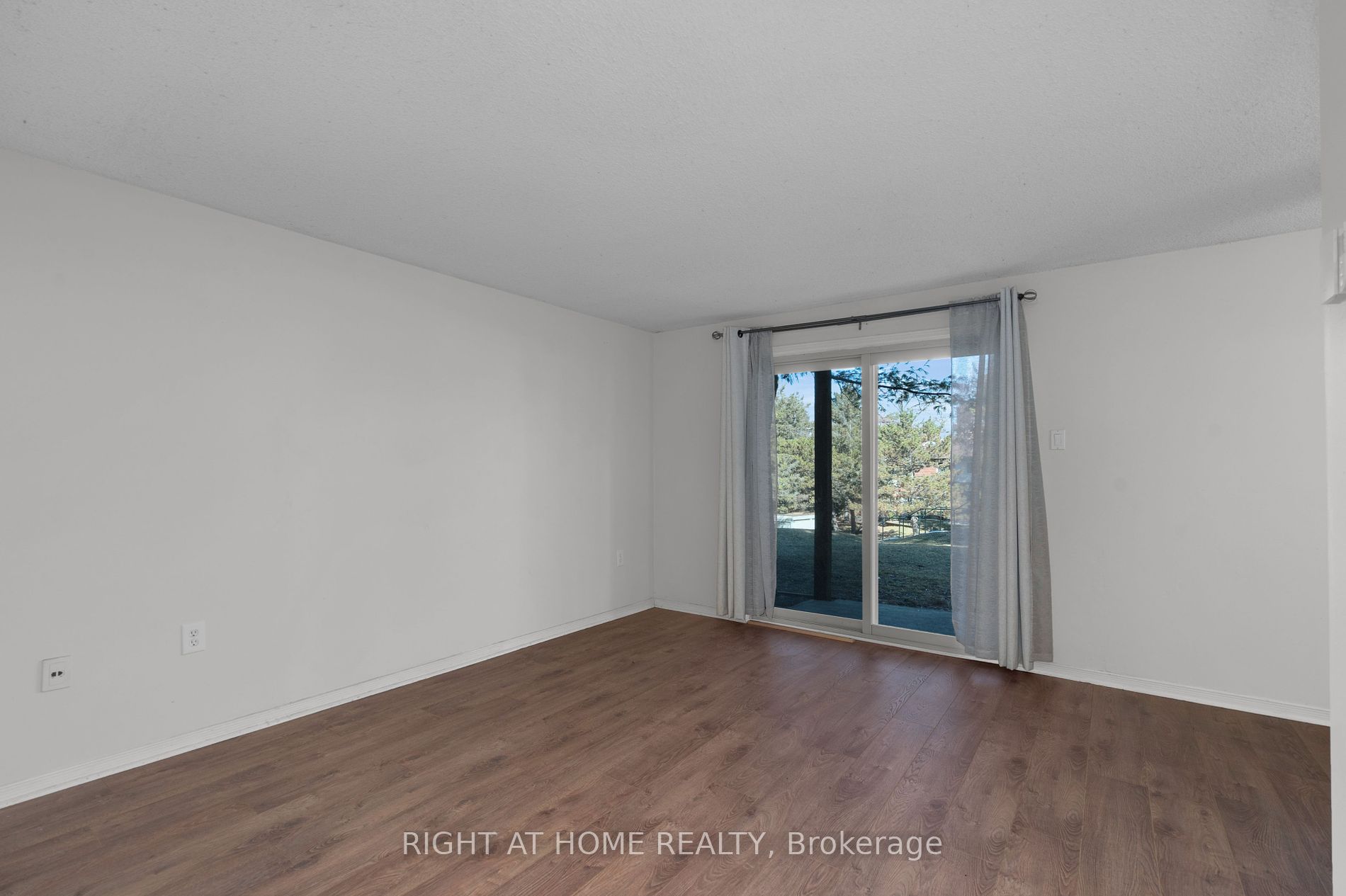 19 Meadow Lane, #4