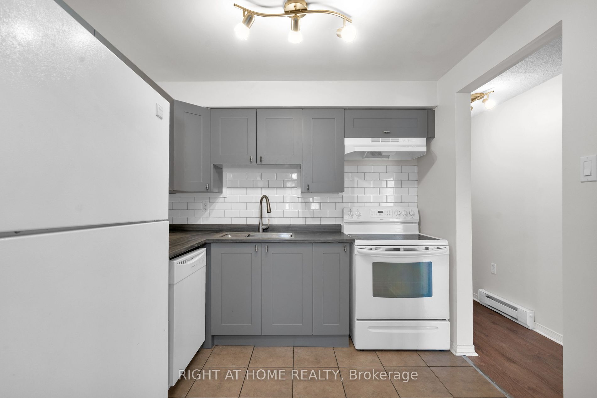 19 Meadow Lane, #4