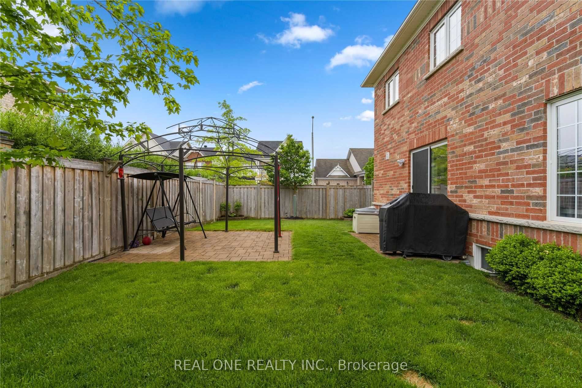 158 Succession Crescent