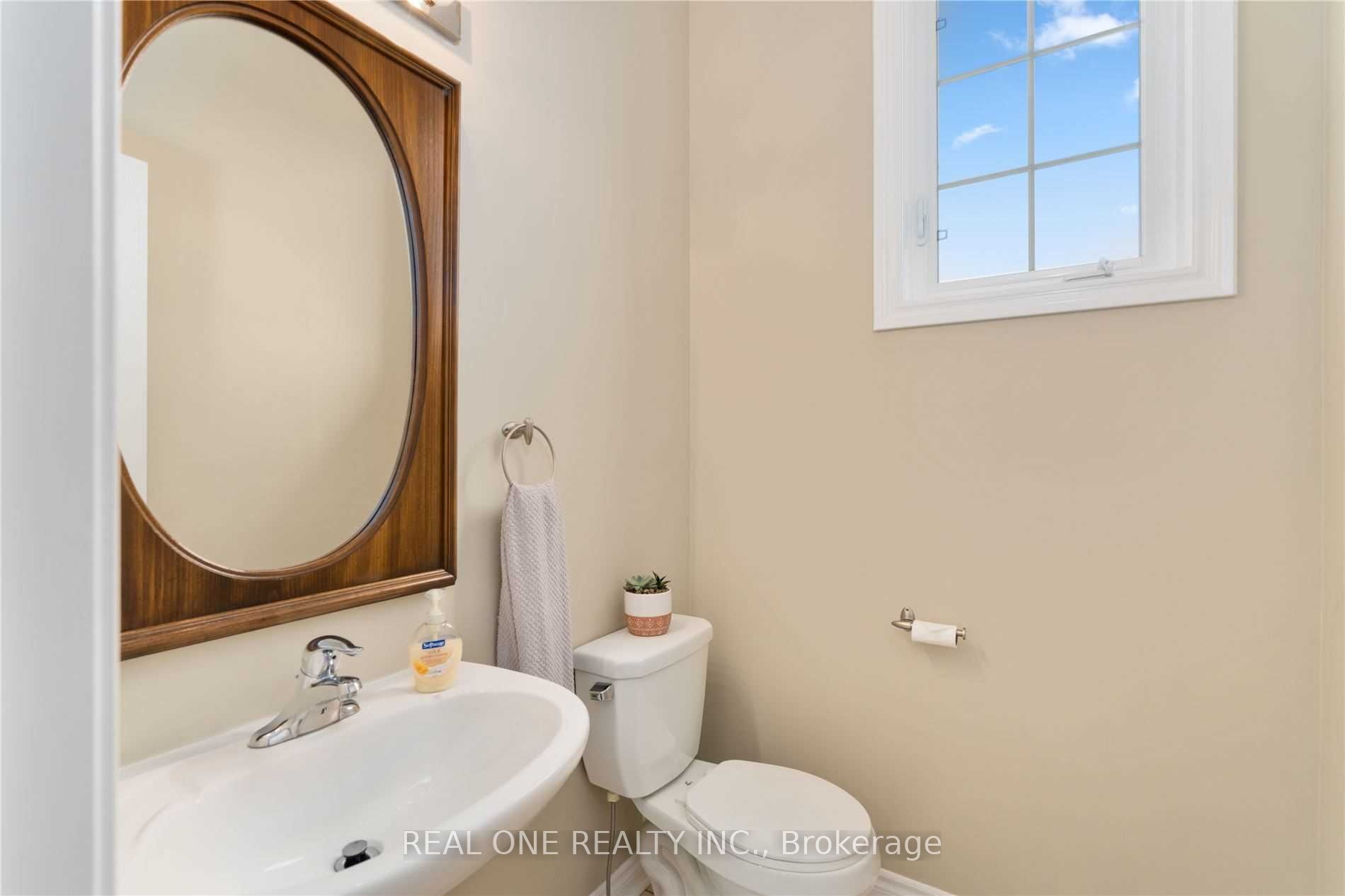 158 Succession Crescent