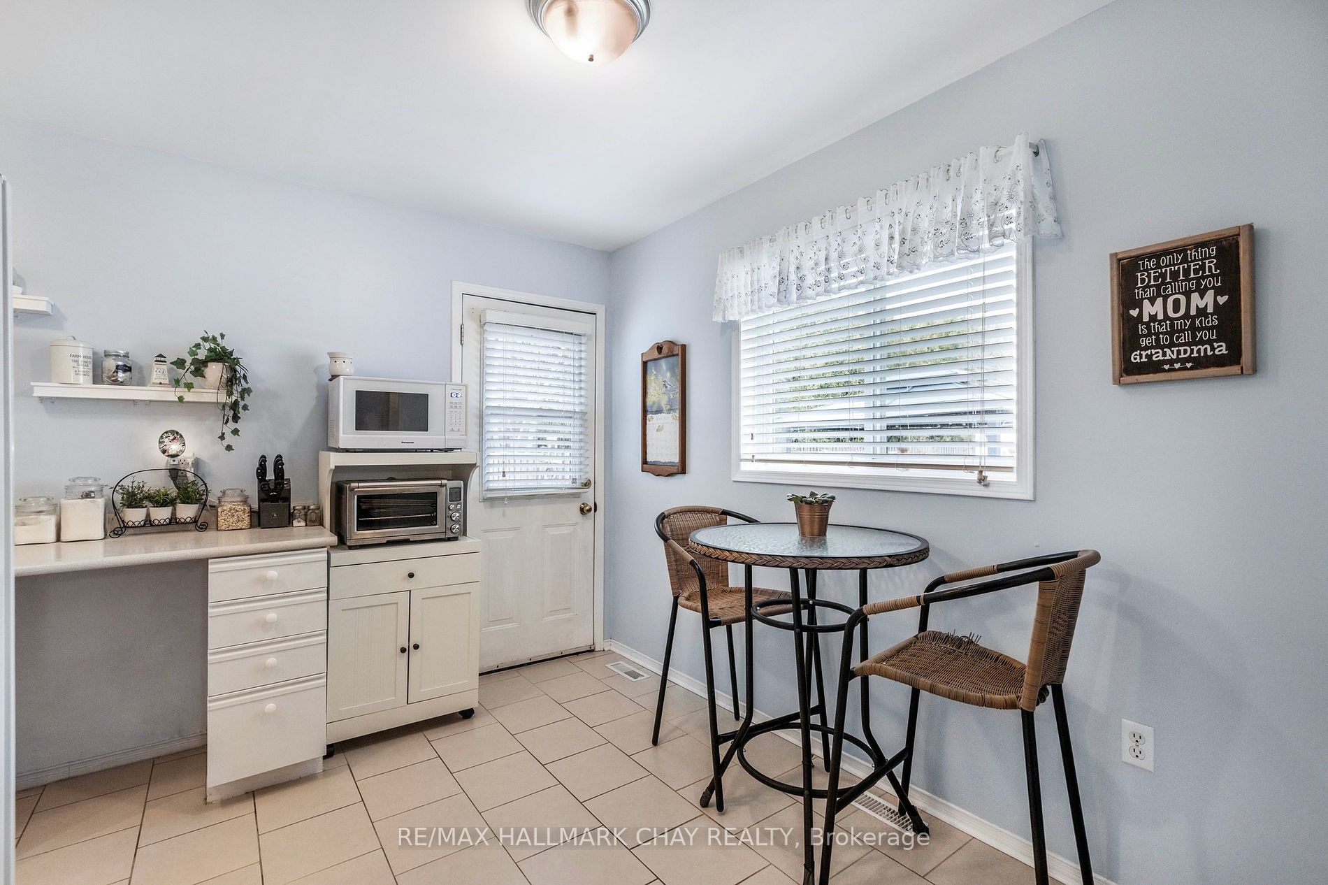 42 Assiniboine Drive