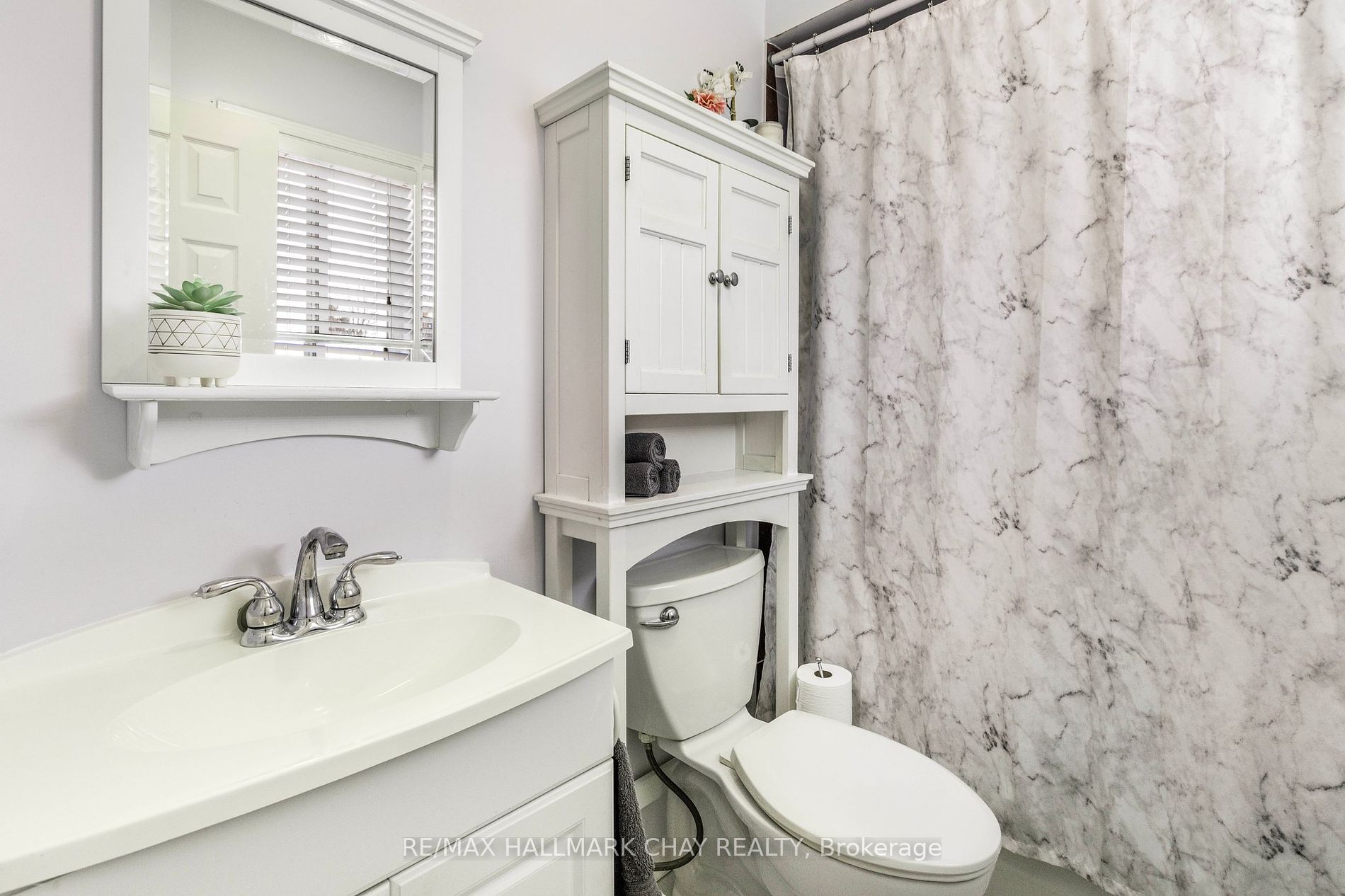 42 Assiniboine Drive