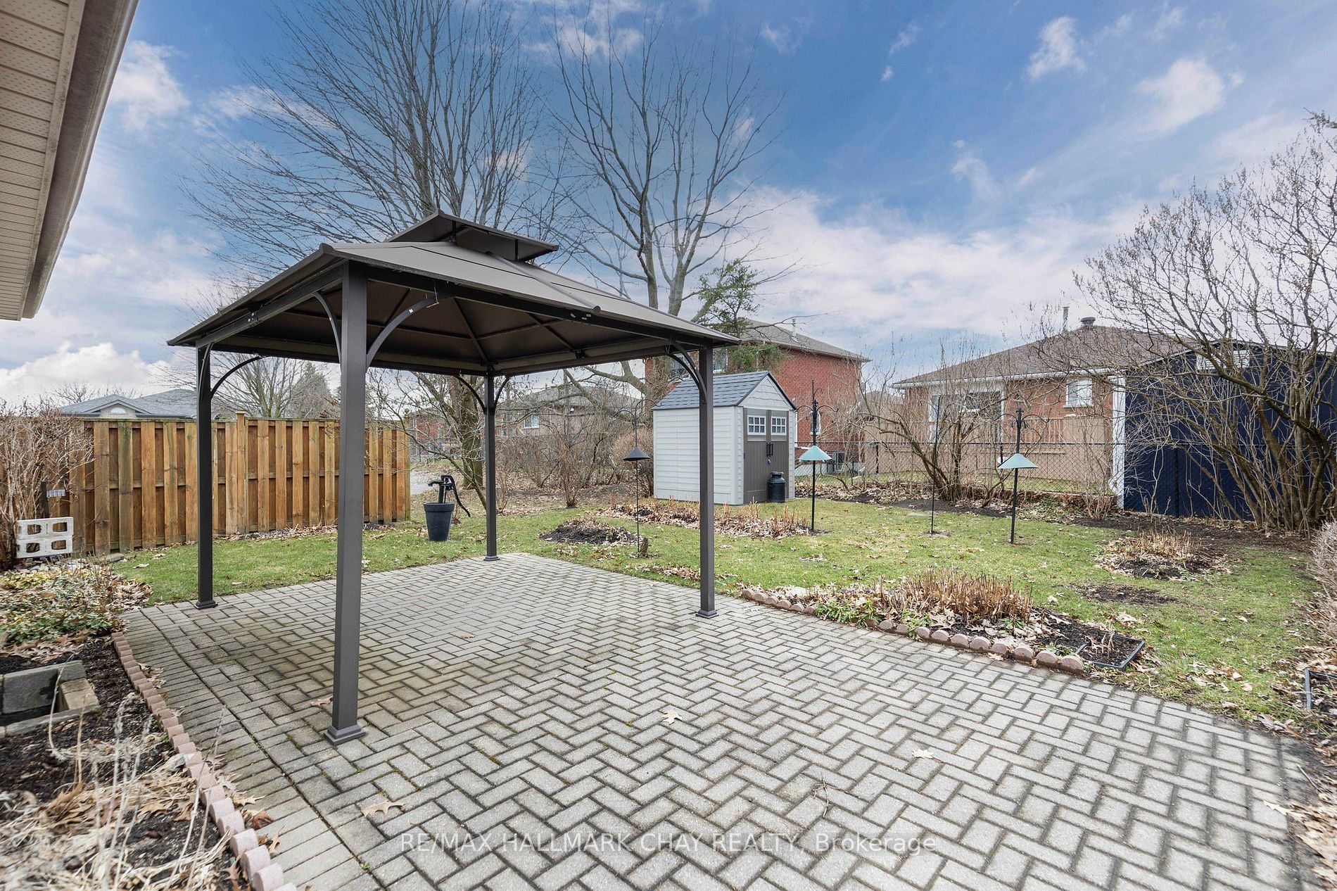 42 Assiniboine Drive