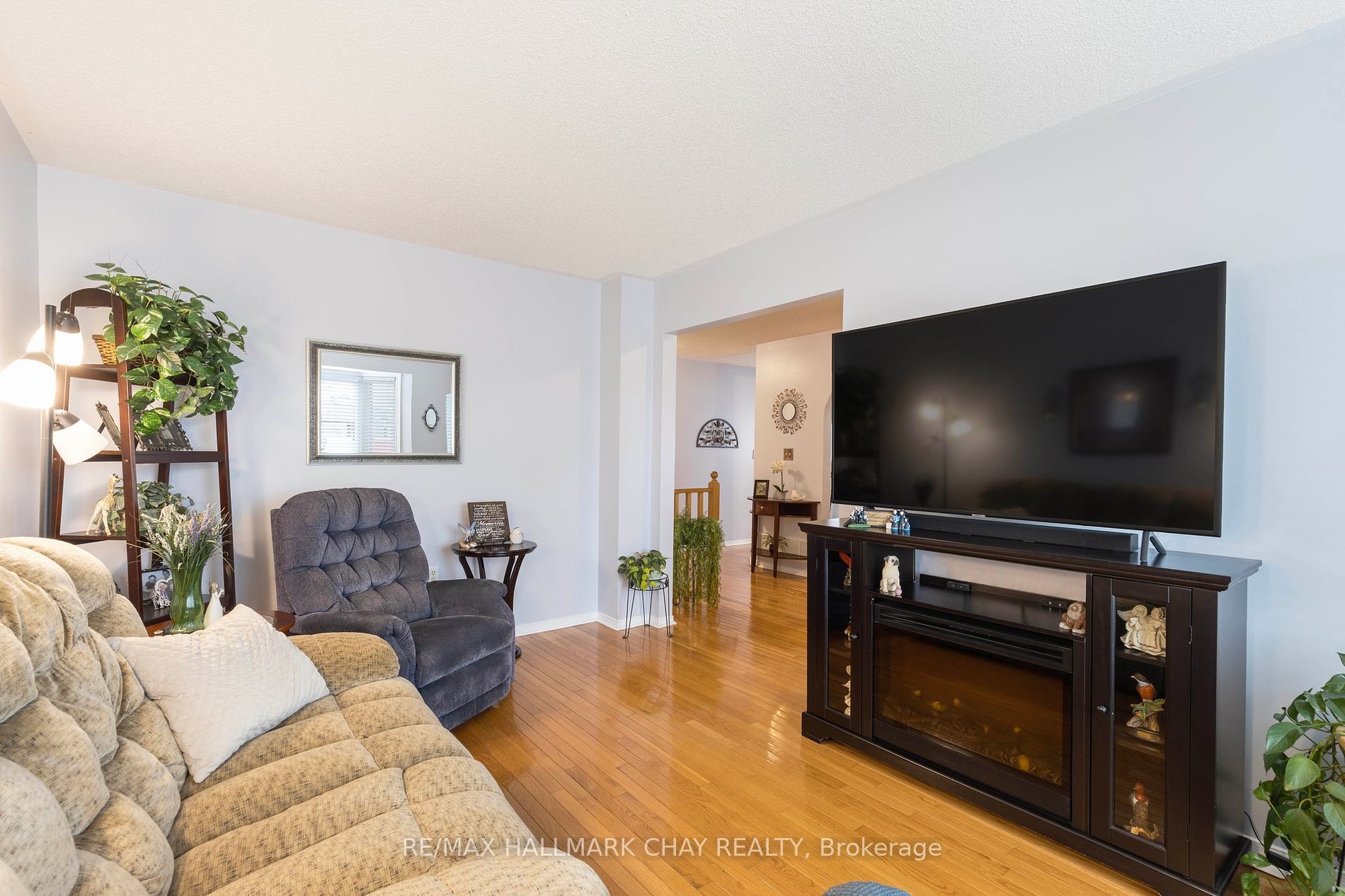42 Assiniboine Drive