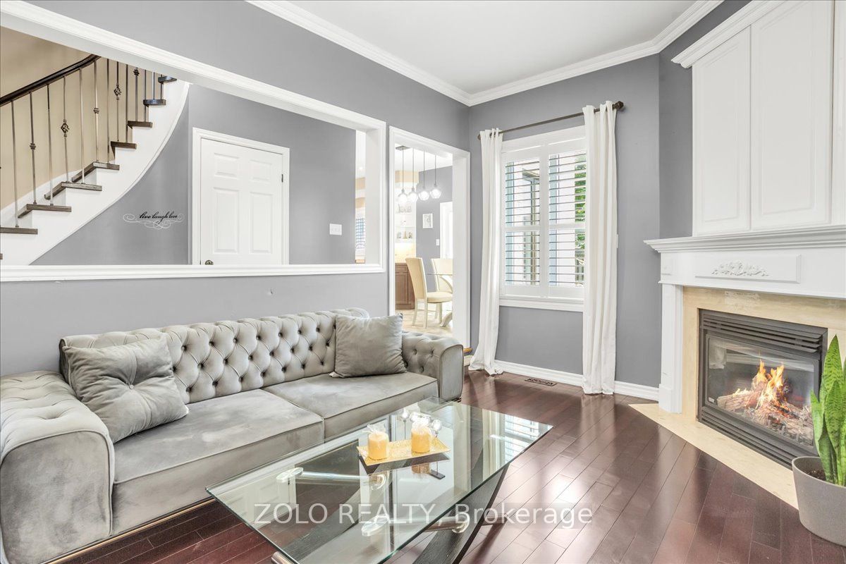 78 Joseph Crescent