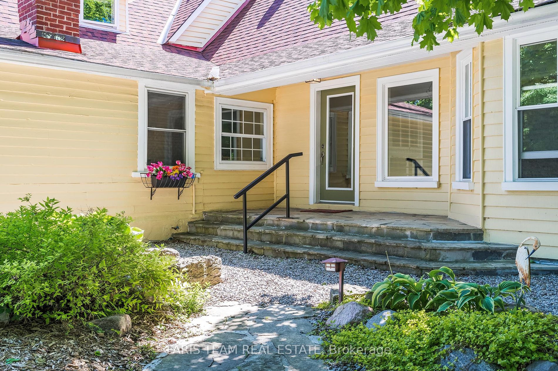 3418 Penetanguishene Rd