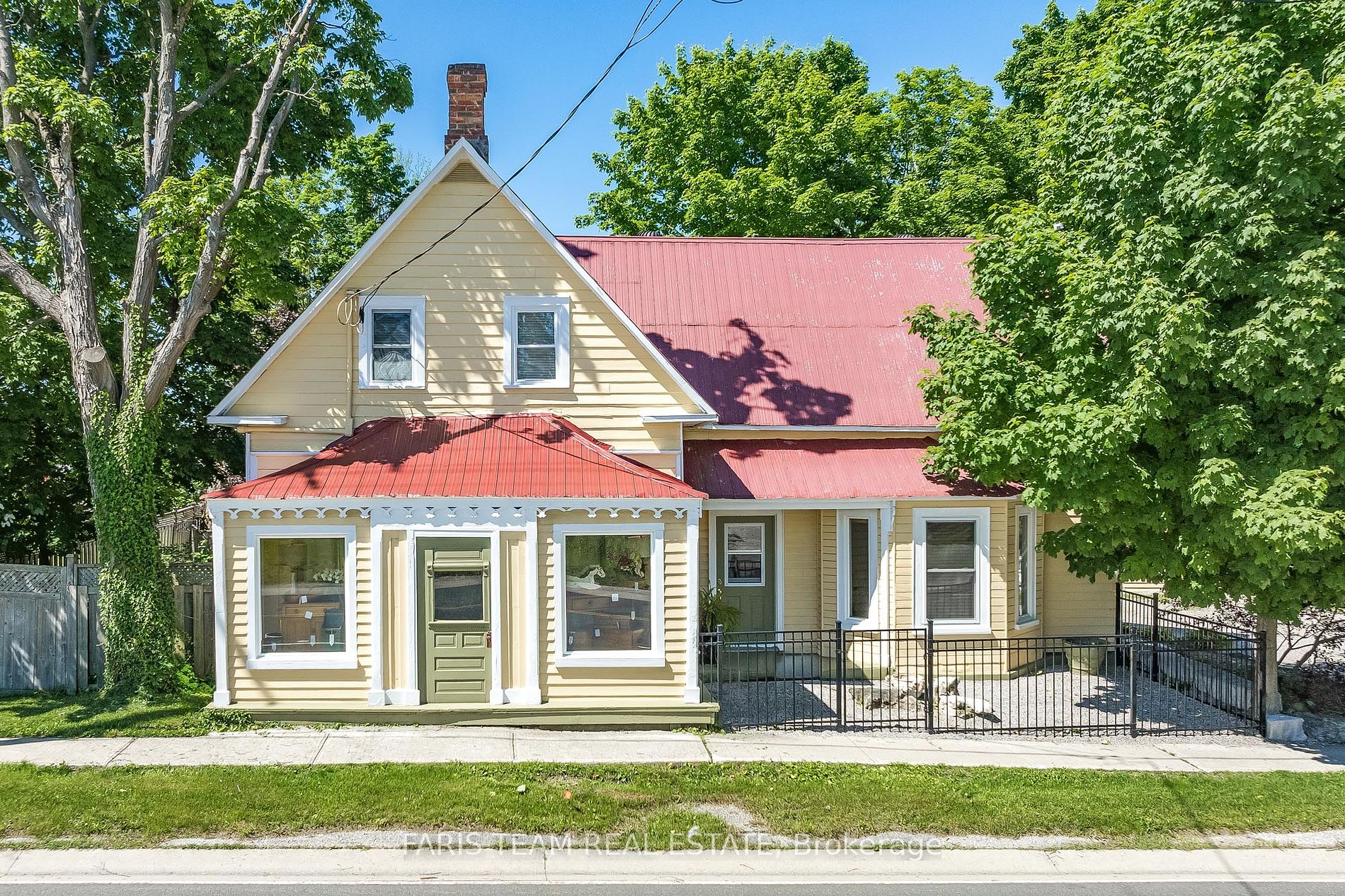 3418 Penetanguishene Rd