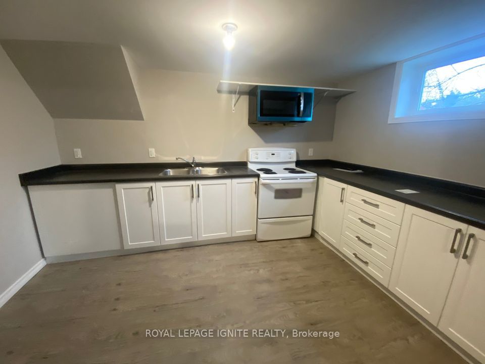 65 Hickling Tr, #1