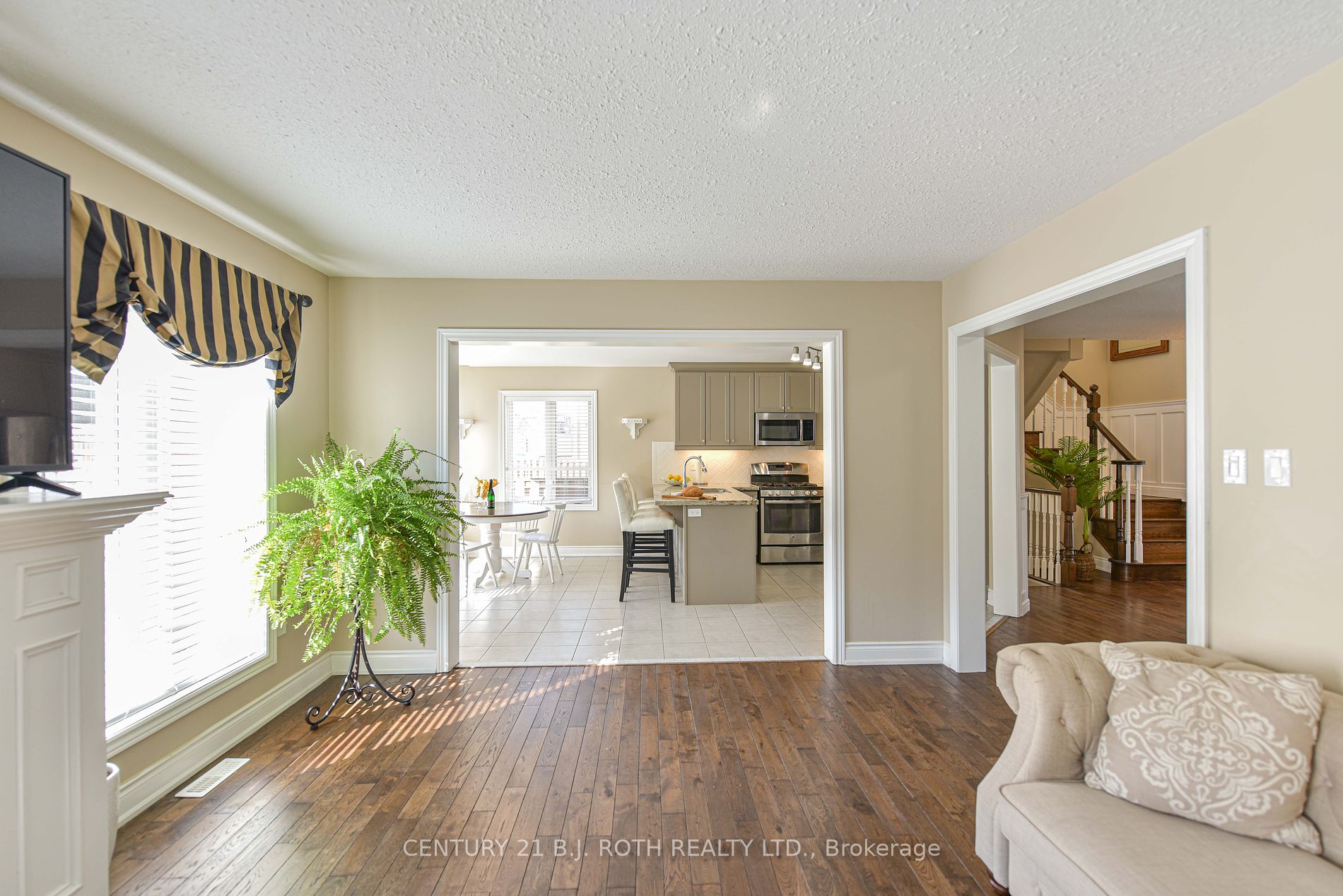 3074 Emperor Drive