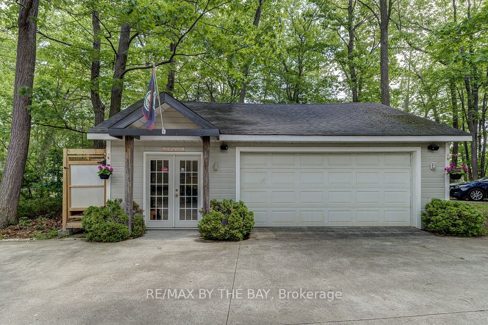 2022 RIVER Road W