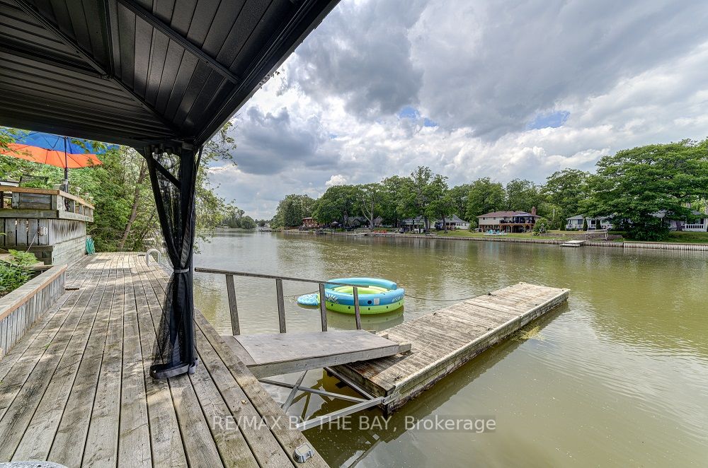 2022 RIVER Road W