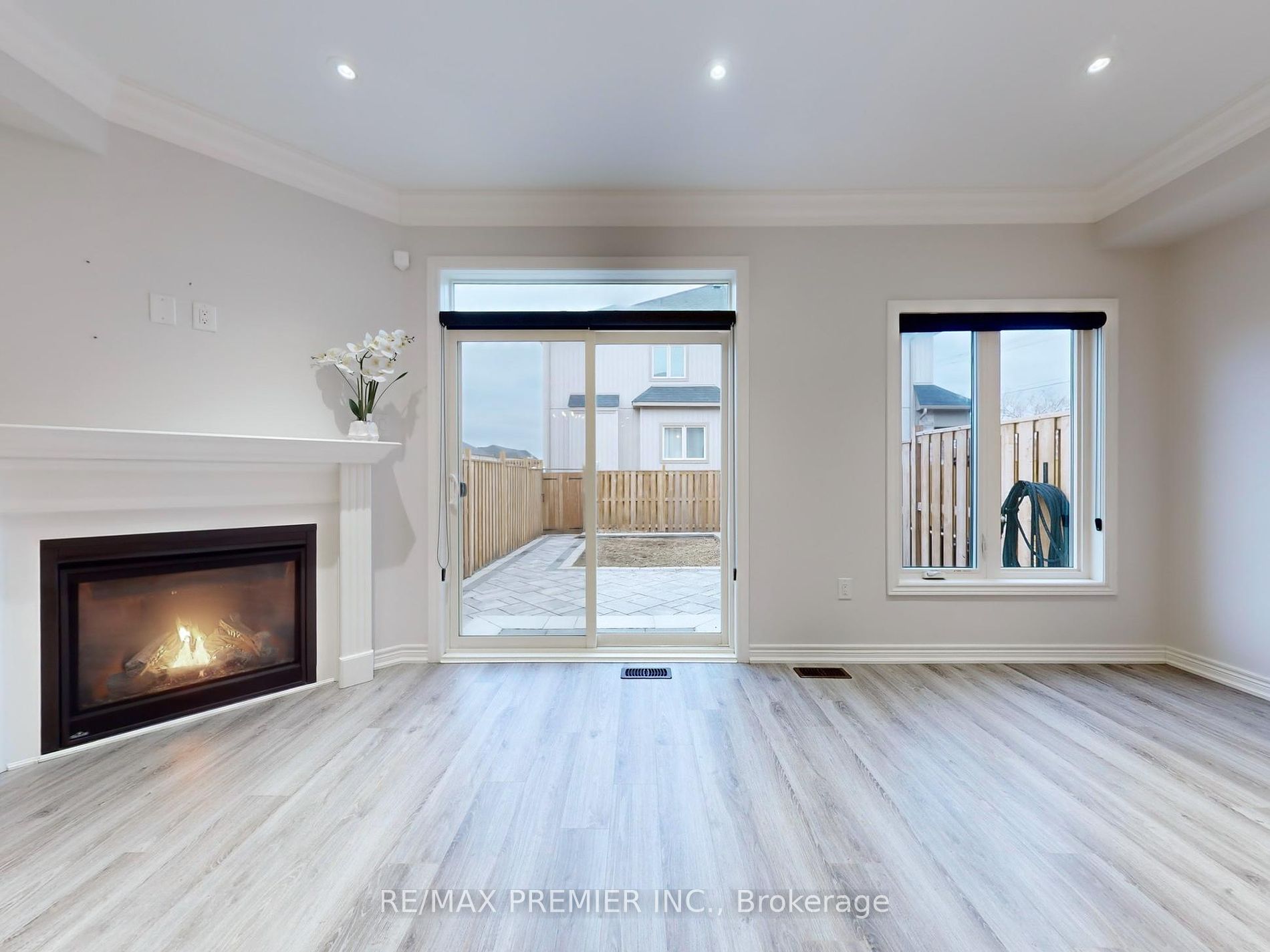 338 East Street