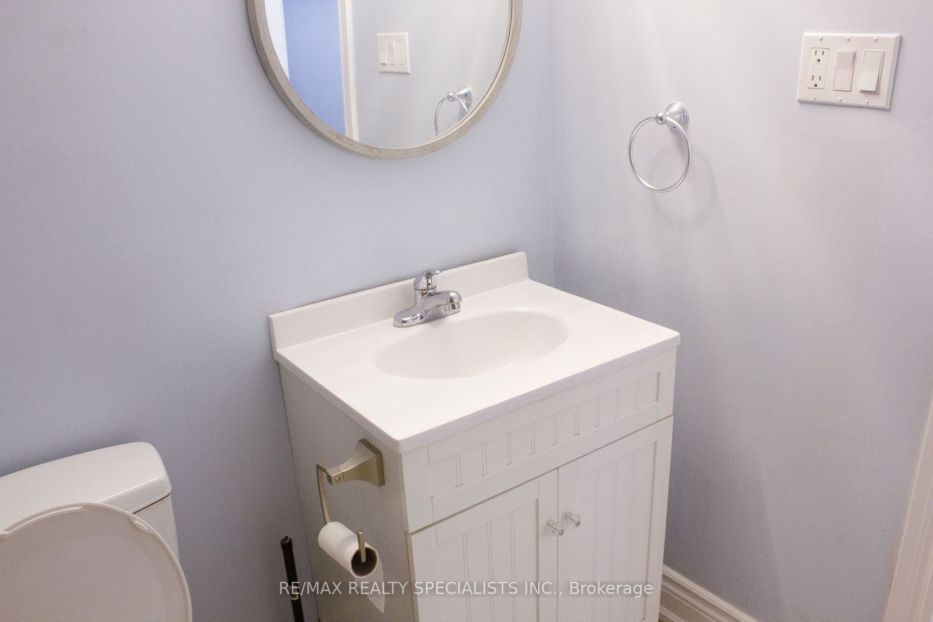 12 Woodgrove Crt, #Lower