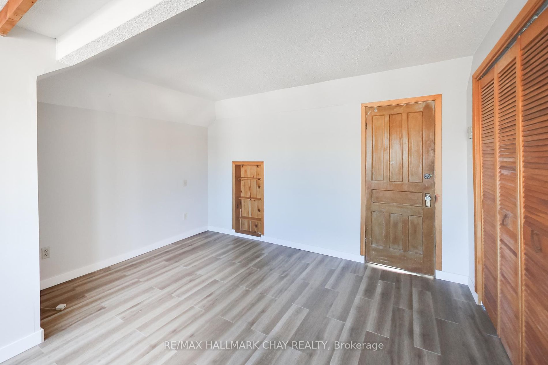 76 Toronto Street, #Upper