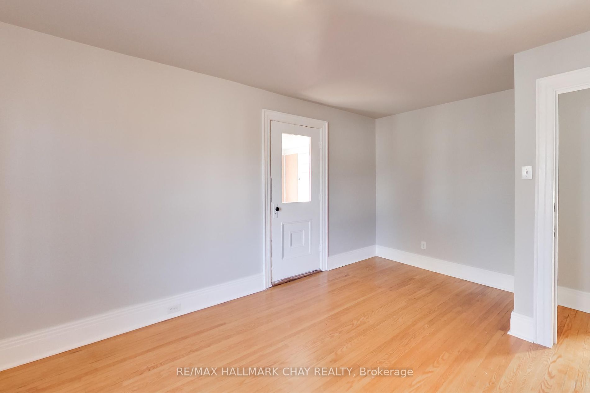 76 Toronto Street, #Upper