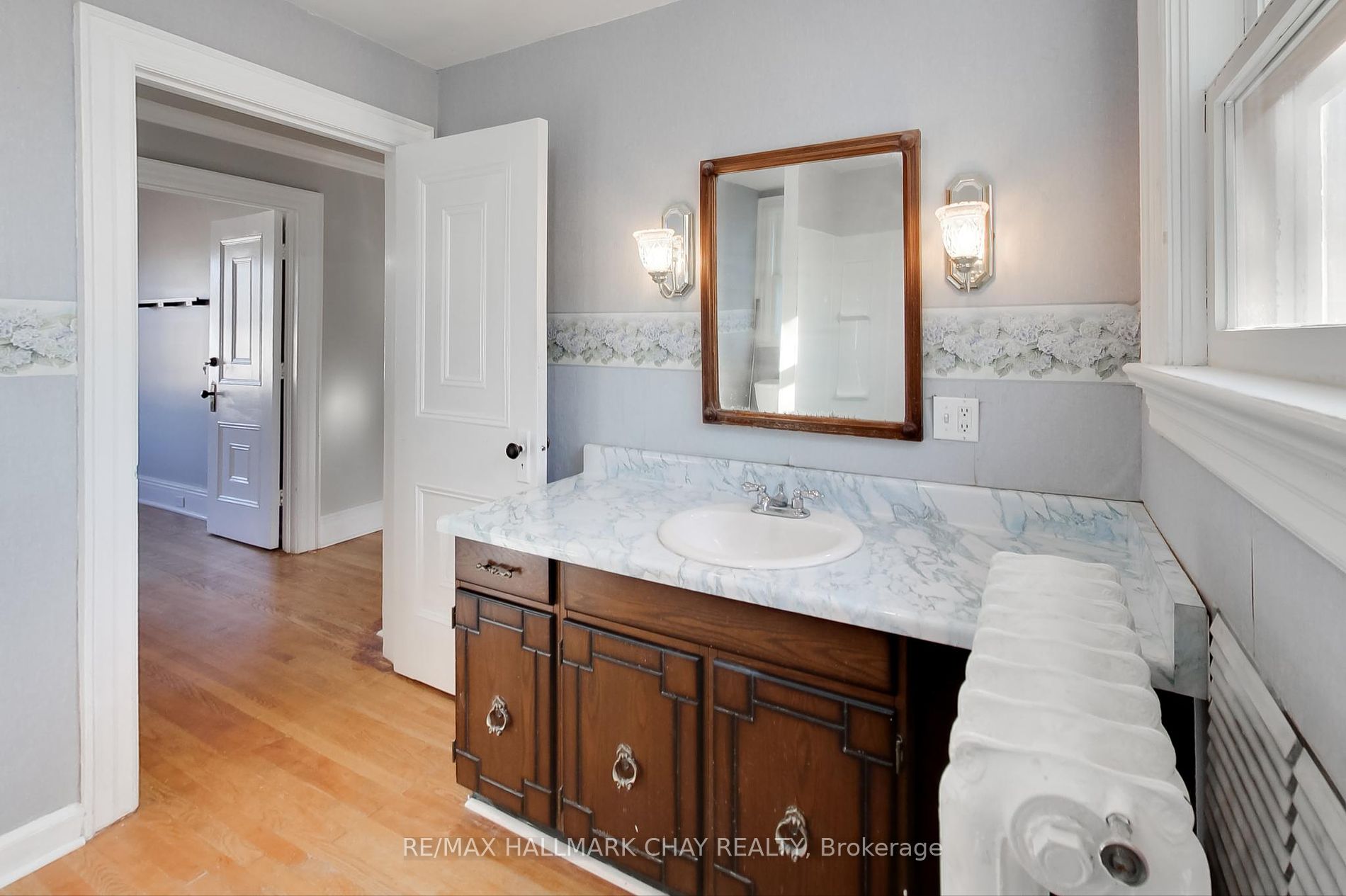 76 Toronto Street, #Upper